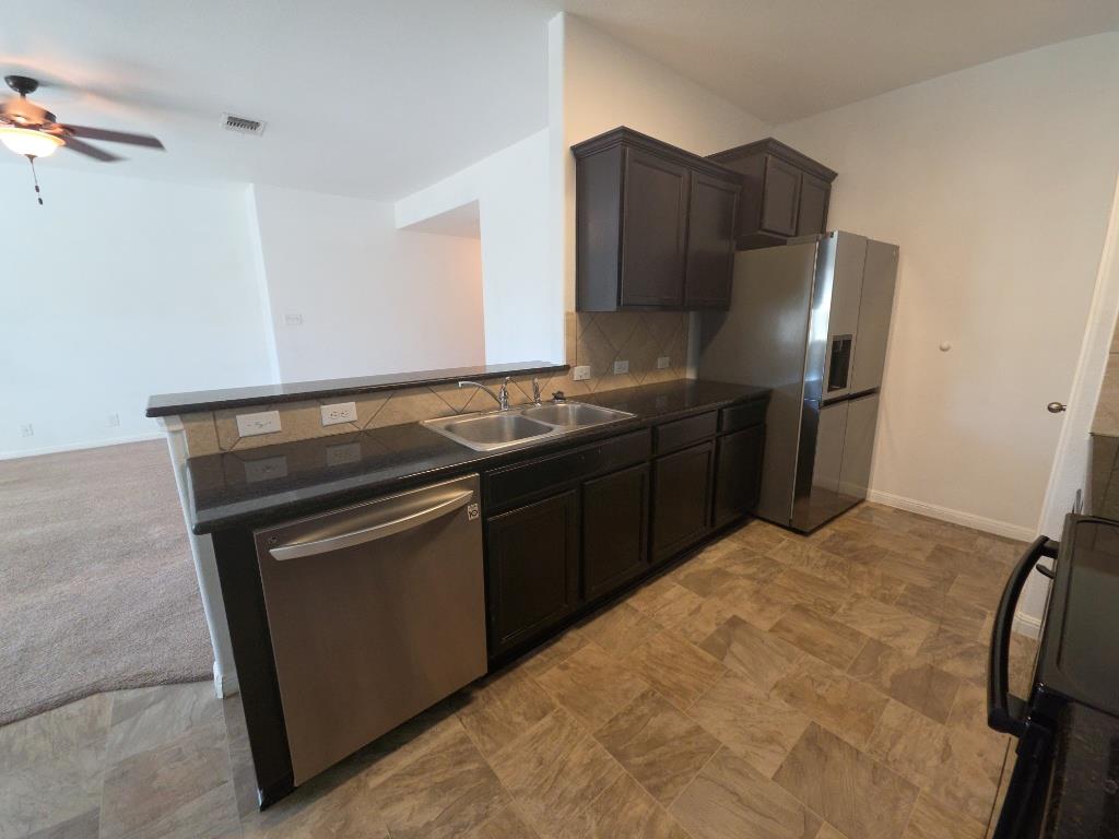 313 San Antonio Riverwalk, Hutto, TX 78634