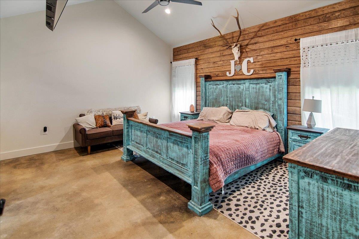 3411 Concho Trl, Kingsland, TX 78639