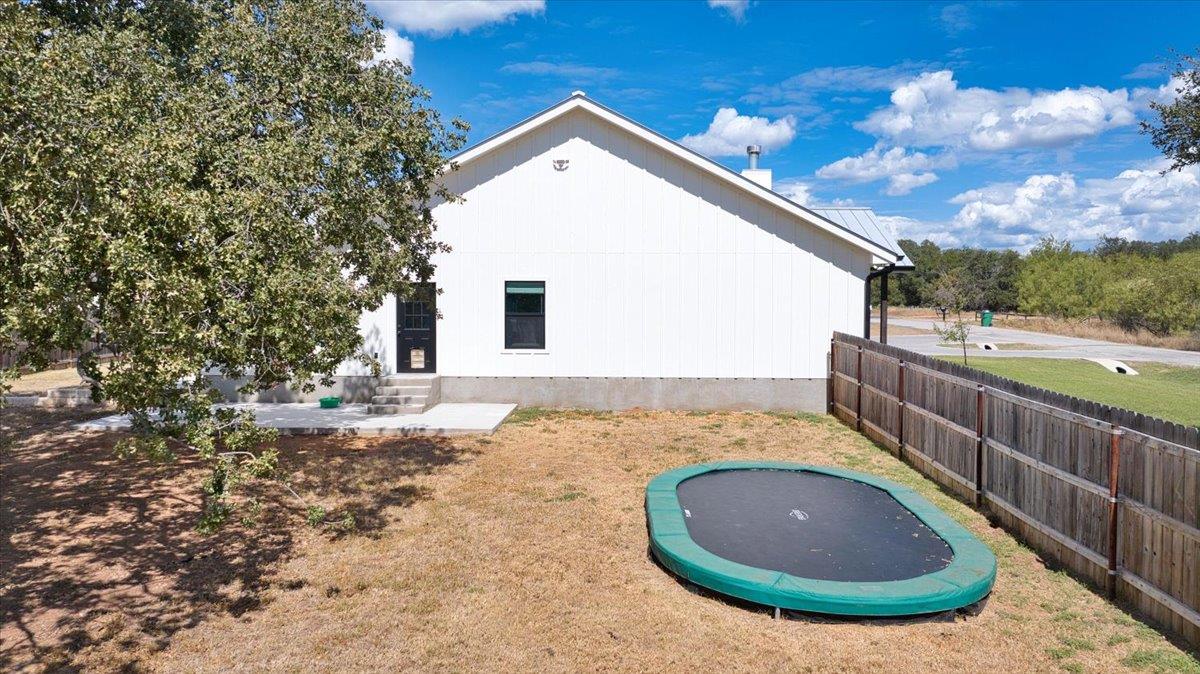 3411 Concho Trl, Kingsland, TX 78639