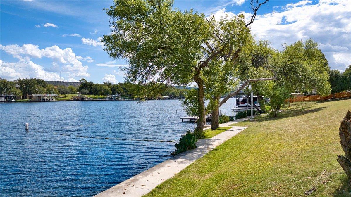 3411 Concho Trl, Kingsland, TX 78639