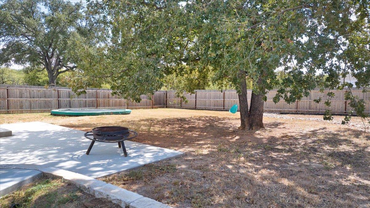3411 Concho Trl, Kingsland, TX 78639