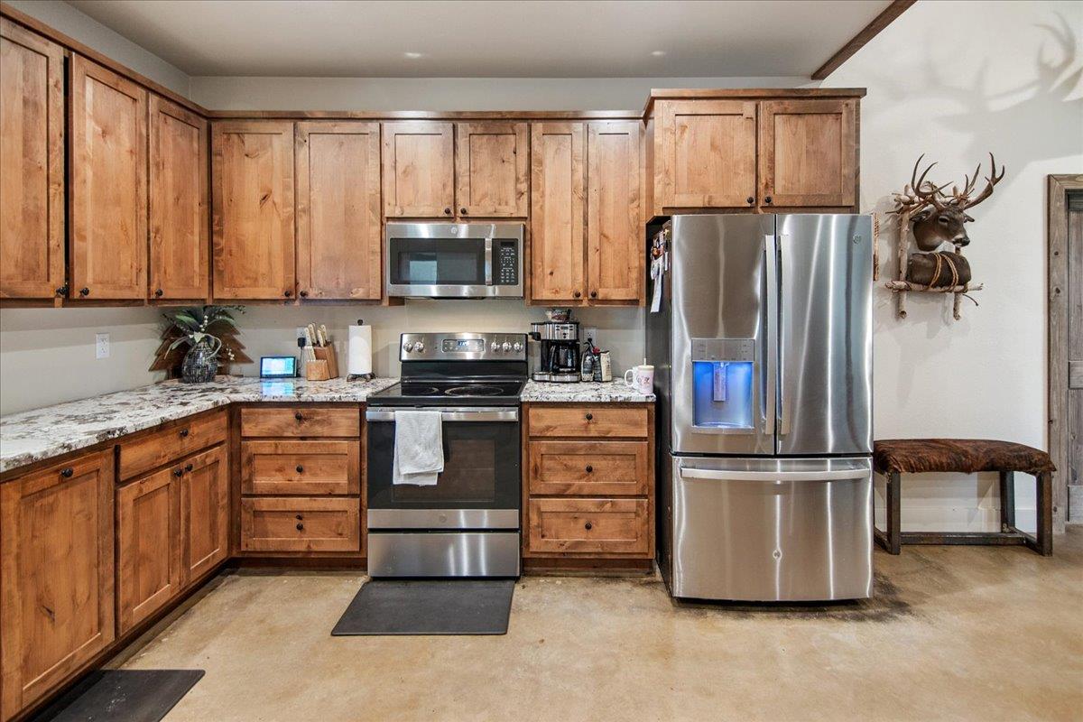 3411 Concho Trl, Kingsland, TX 78639