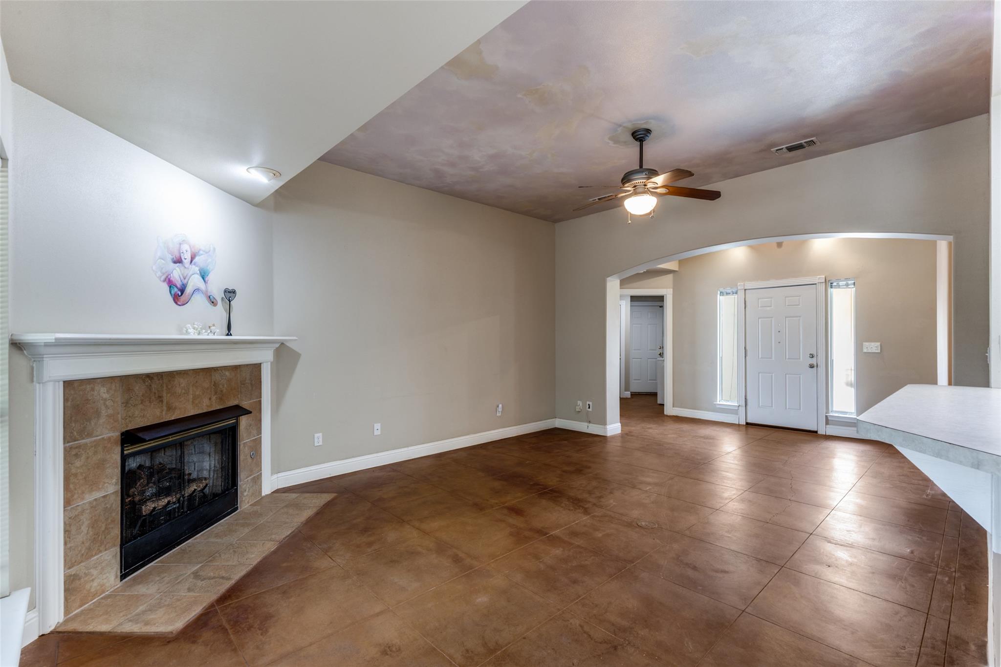 5718 McCarty Ln # B, Austin, TX 78749