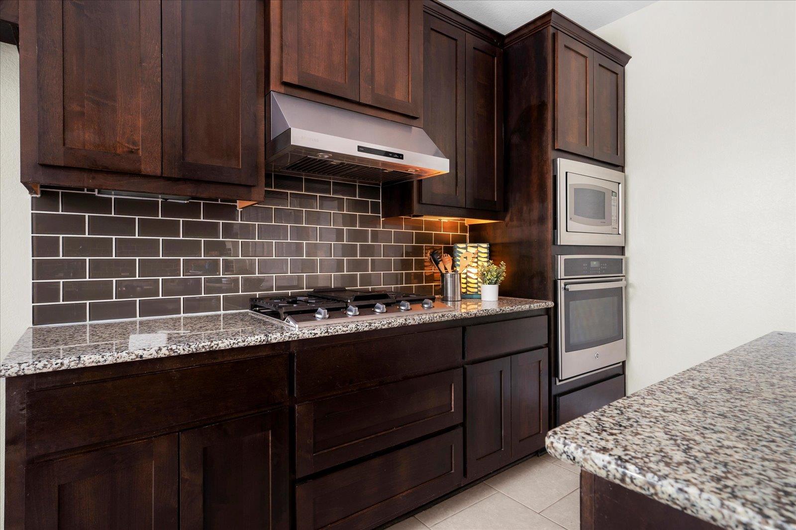 5517 Brady Bayou Cv, Austin, TX 78738