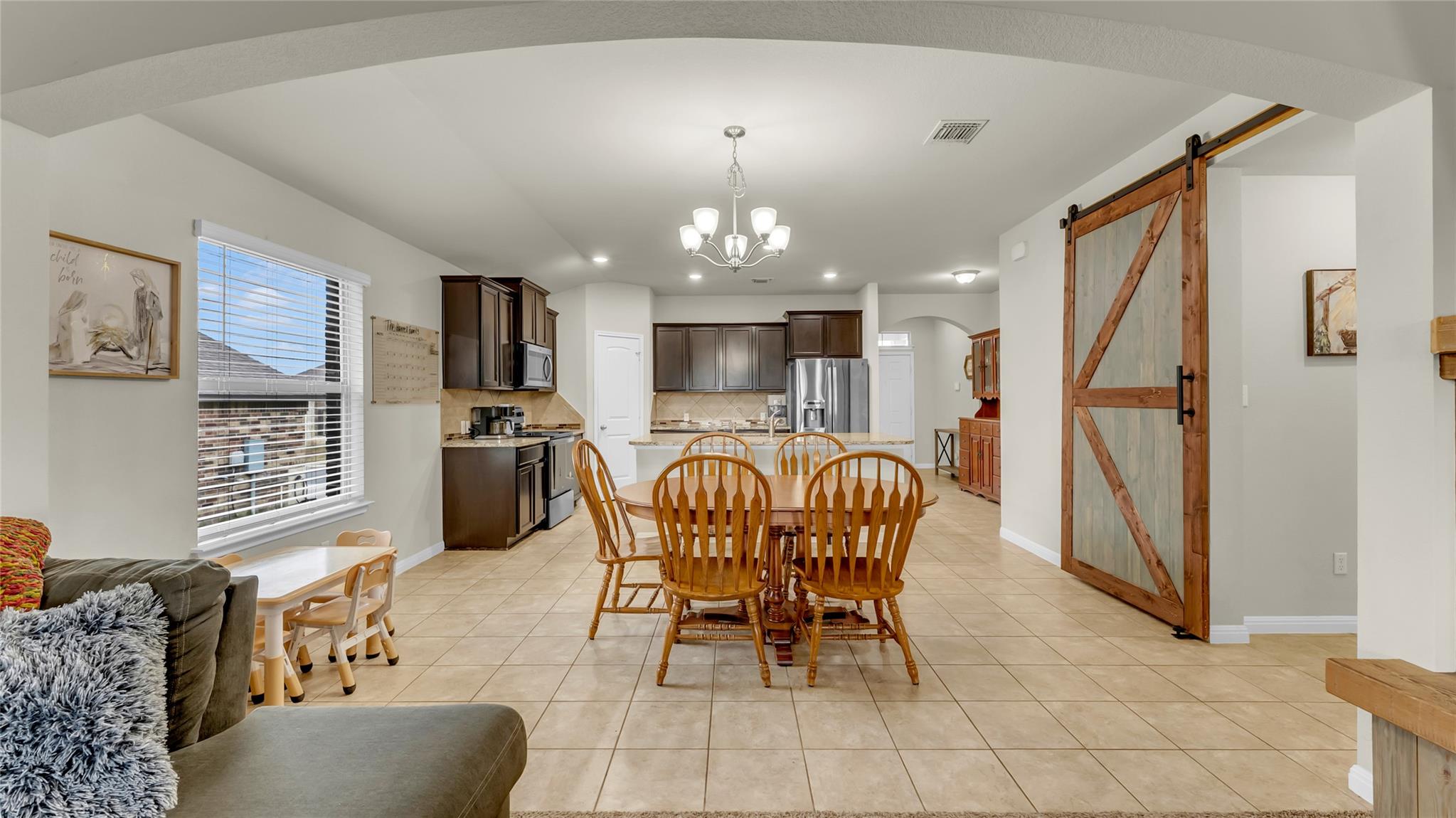 1317 Spicewood Dr, Burnet, TX 78611