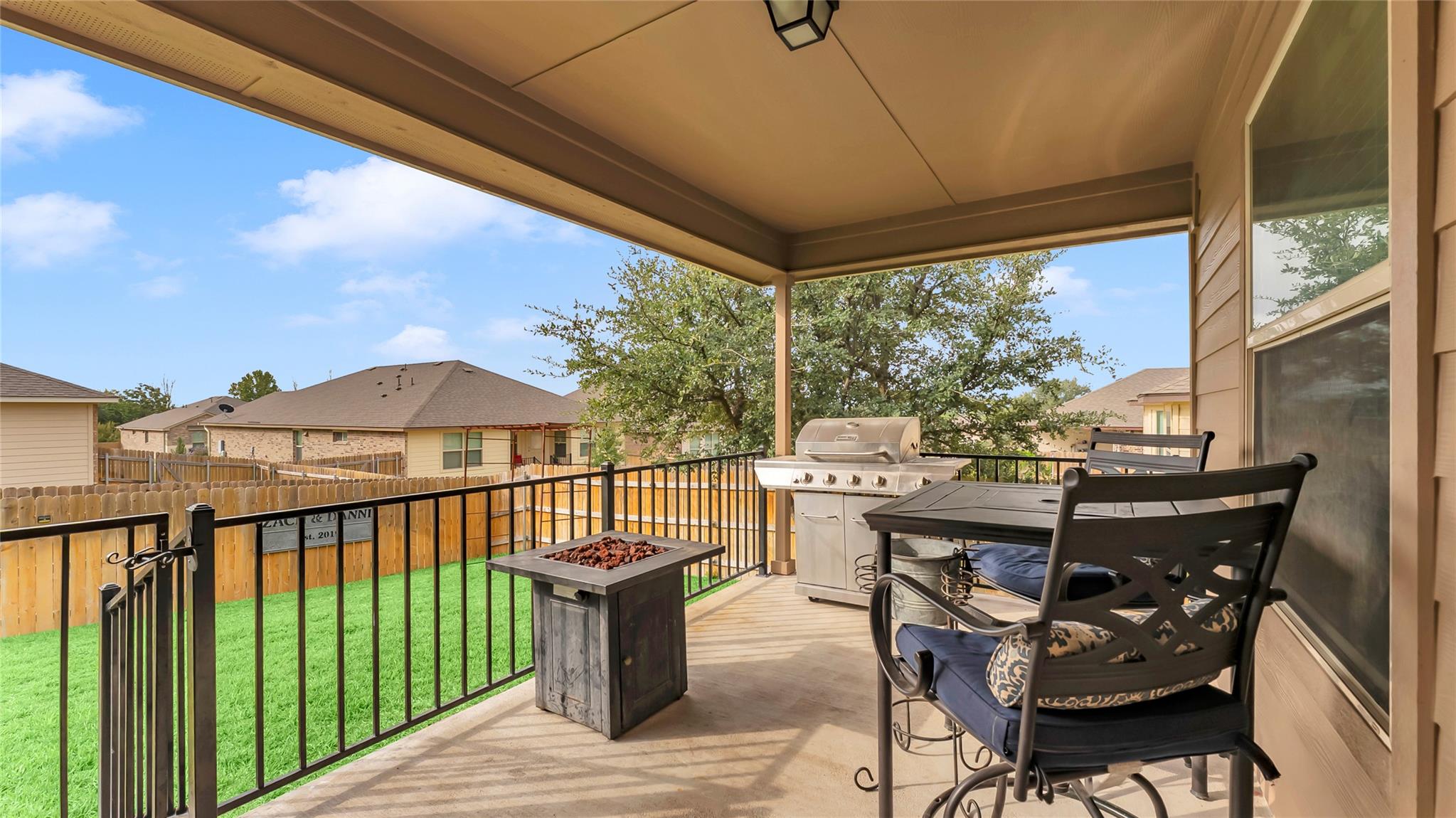 1317 Spicewood Dr, Burnet, TX 78611