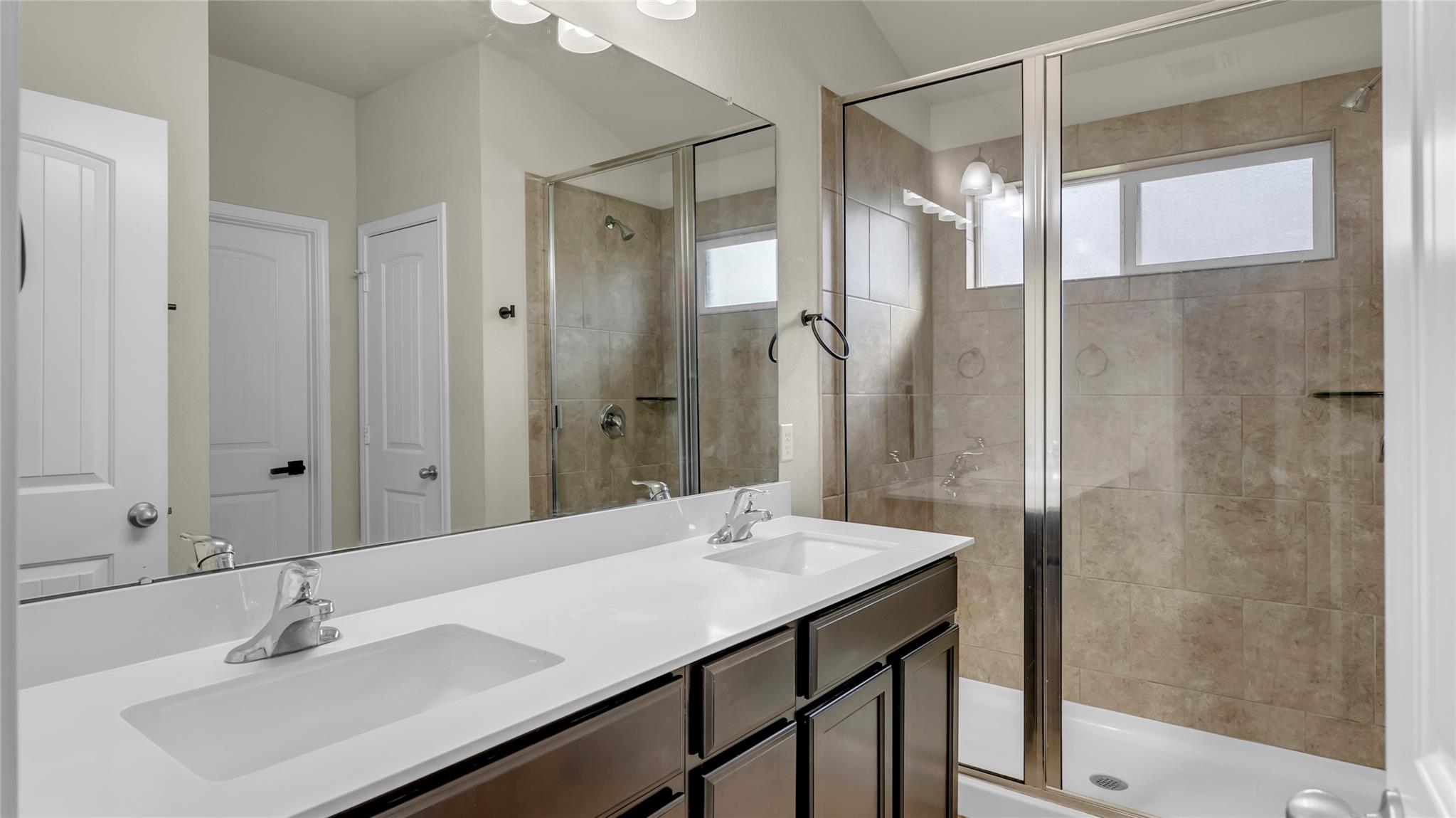 1317 Spicewood Dr, Burnet, TX 78611