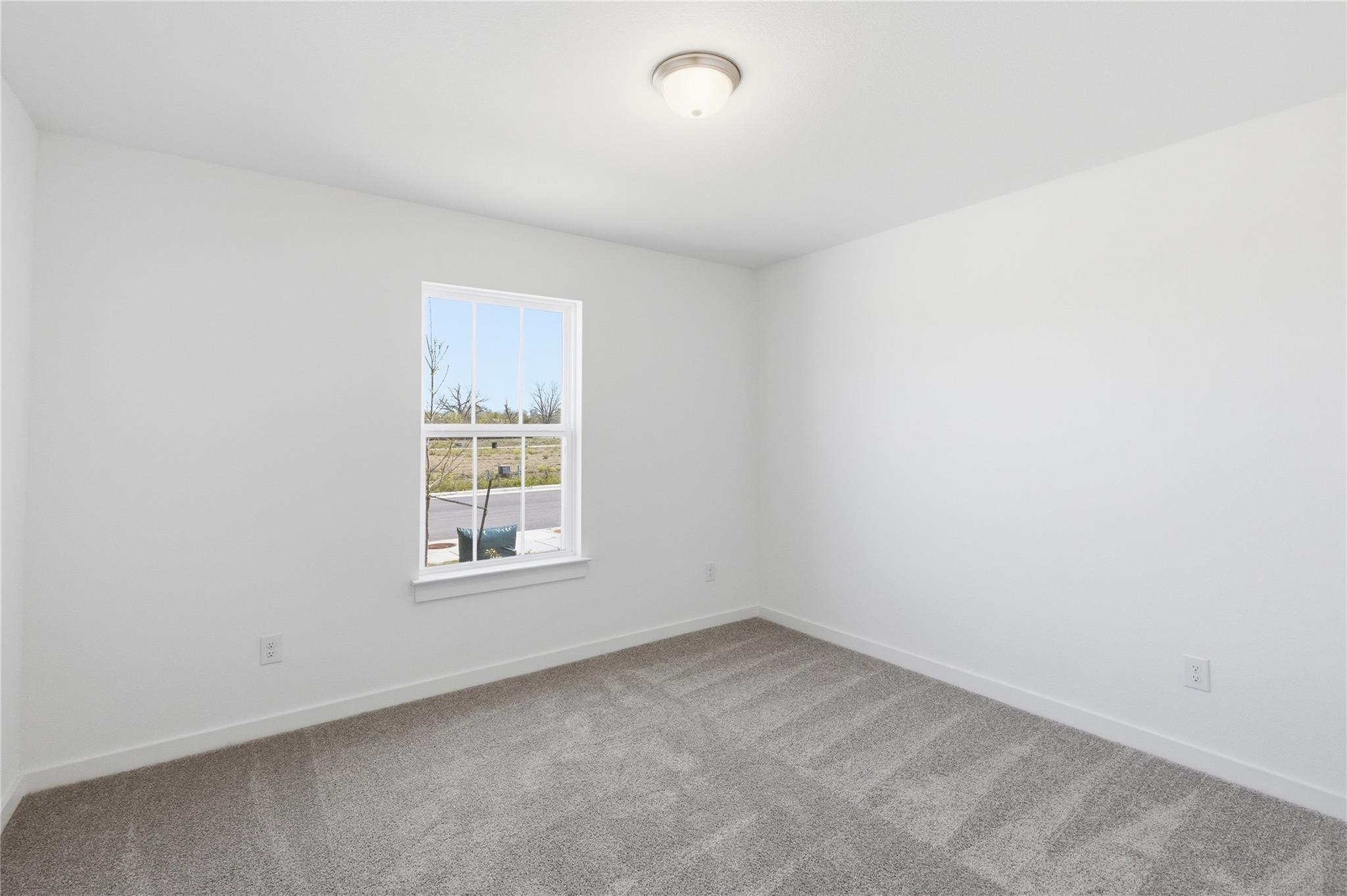 150 Oriole St, Kyle, TX 78640