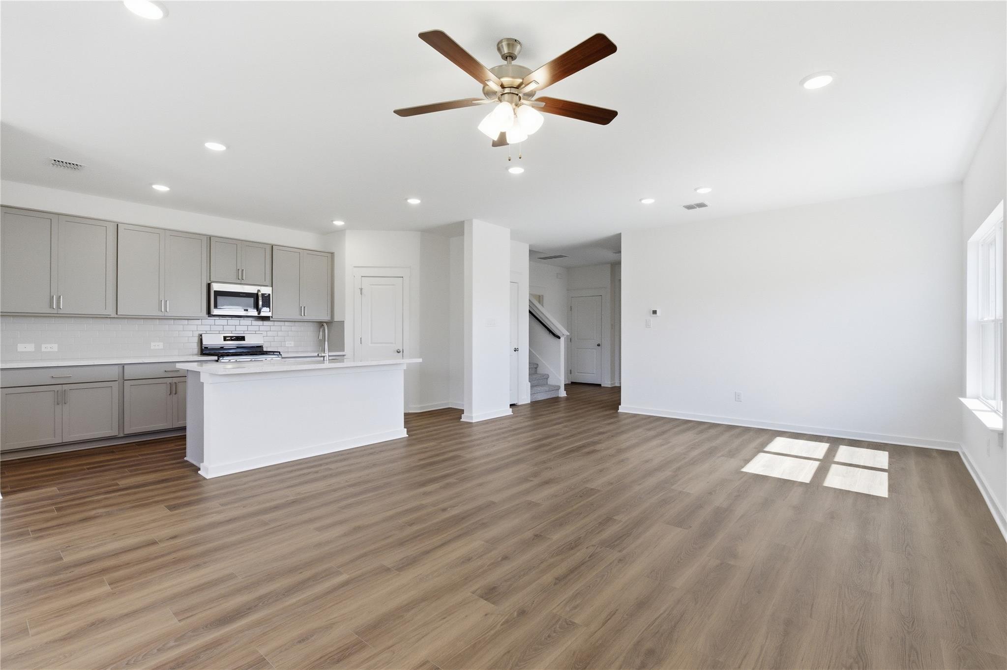 150 Oriole St, Kyle, TX 78640