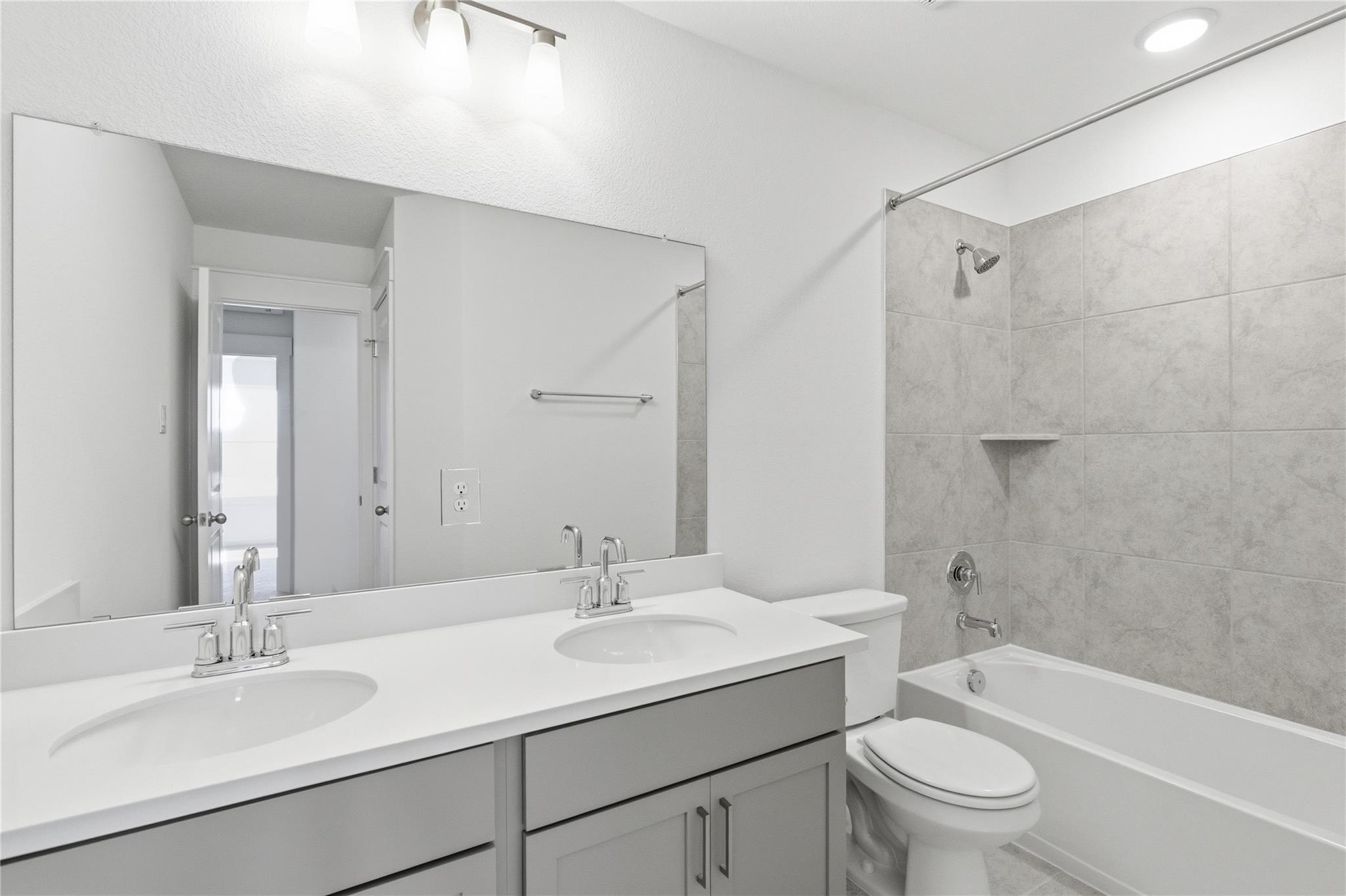 150 Oriole St, Kyle, TX 78640