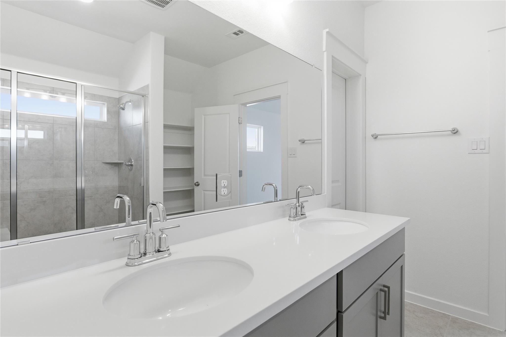 150 Oriole St, Kyle, TX 78640