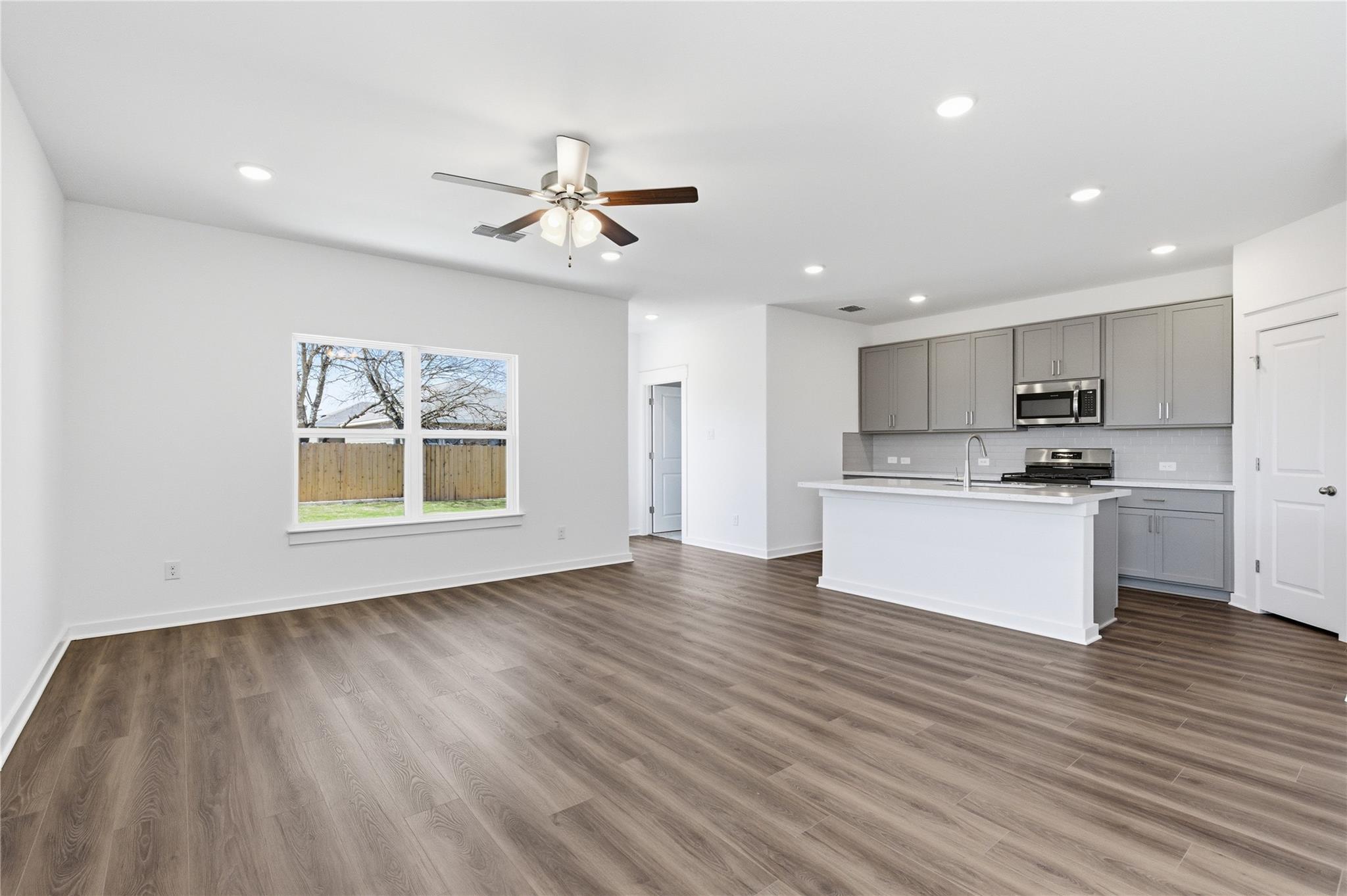 150 Oriole St, Kyle, TX 78640