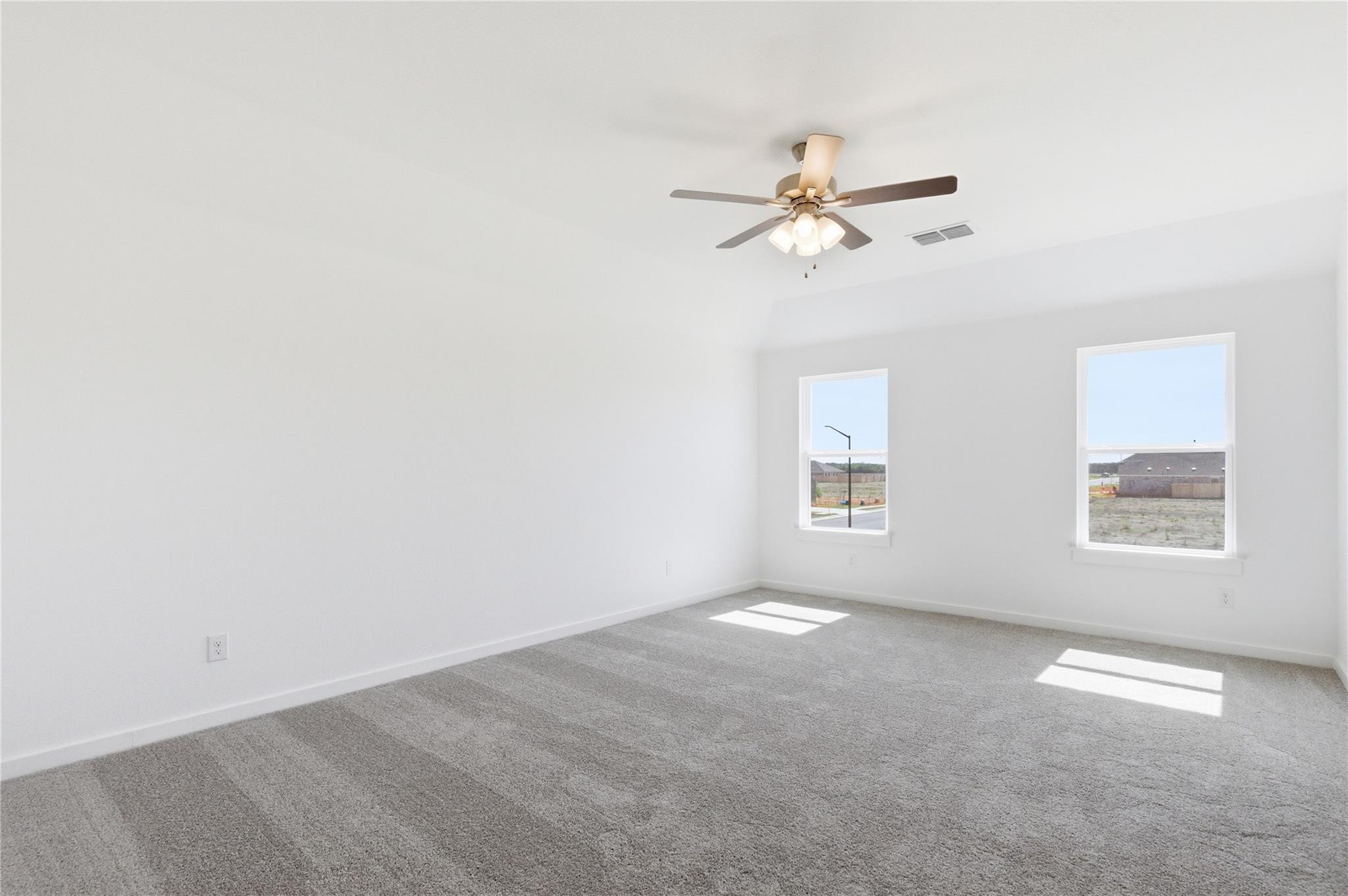 150 Oriole St, Kyle, TX 78640