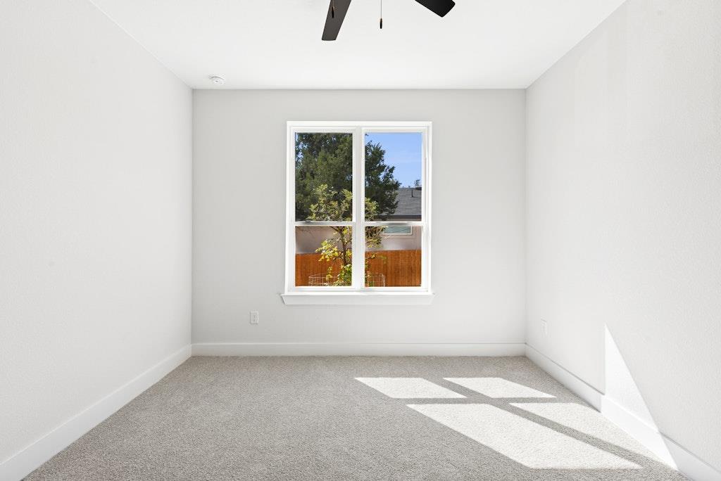 2604 Wilson Ave, Lago Vista, TX 78645