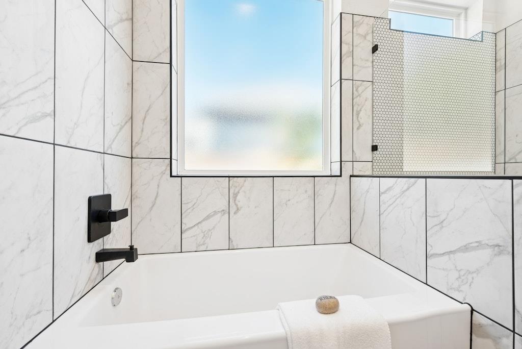 2604 Wilson Ave, Lago Vista, TX 78645