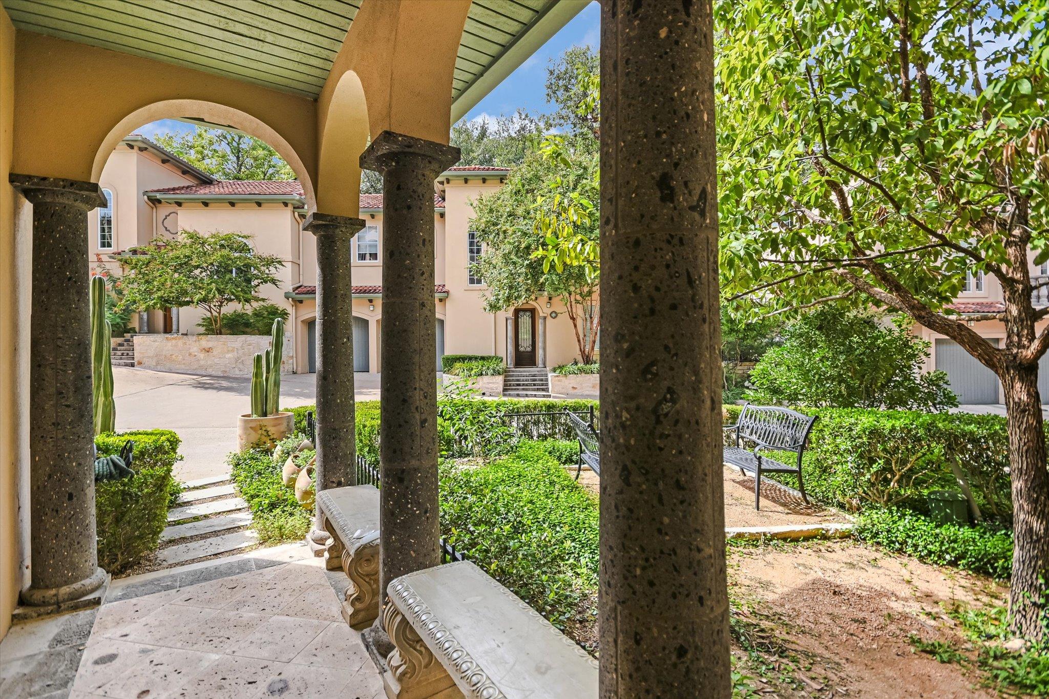 1529 Barton Springs Rd # 7, Austin, TX 78704