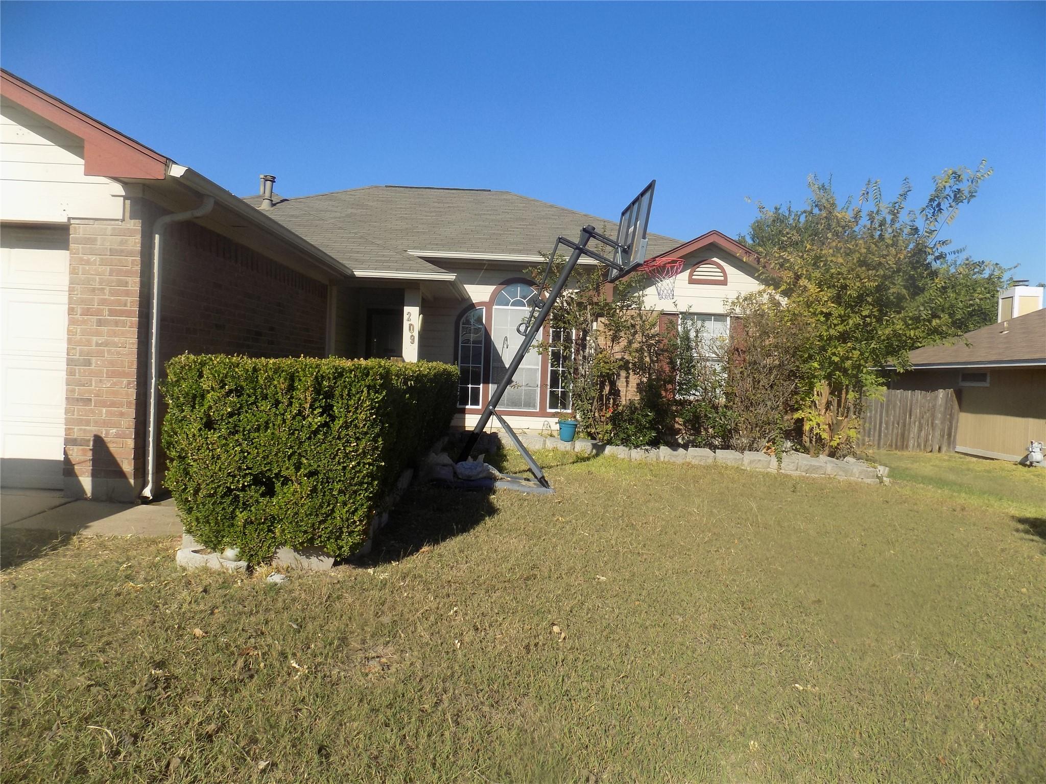 209 Crystal Knoll Blvd, Georgetown, TX 78626