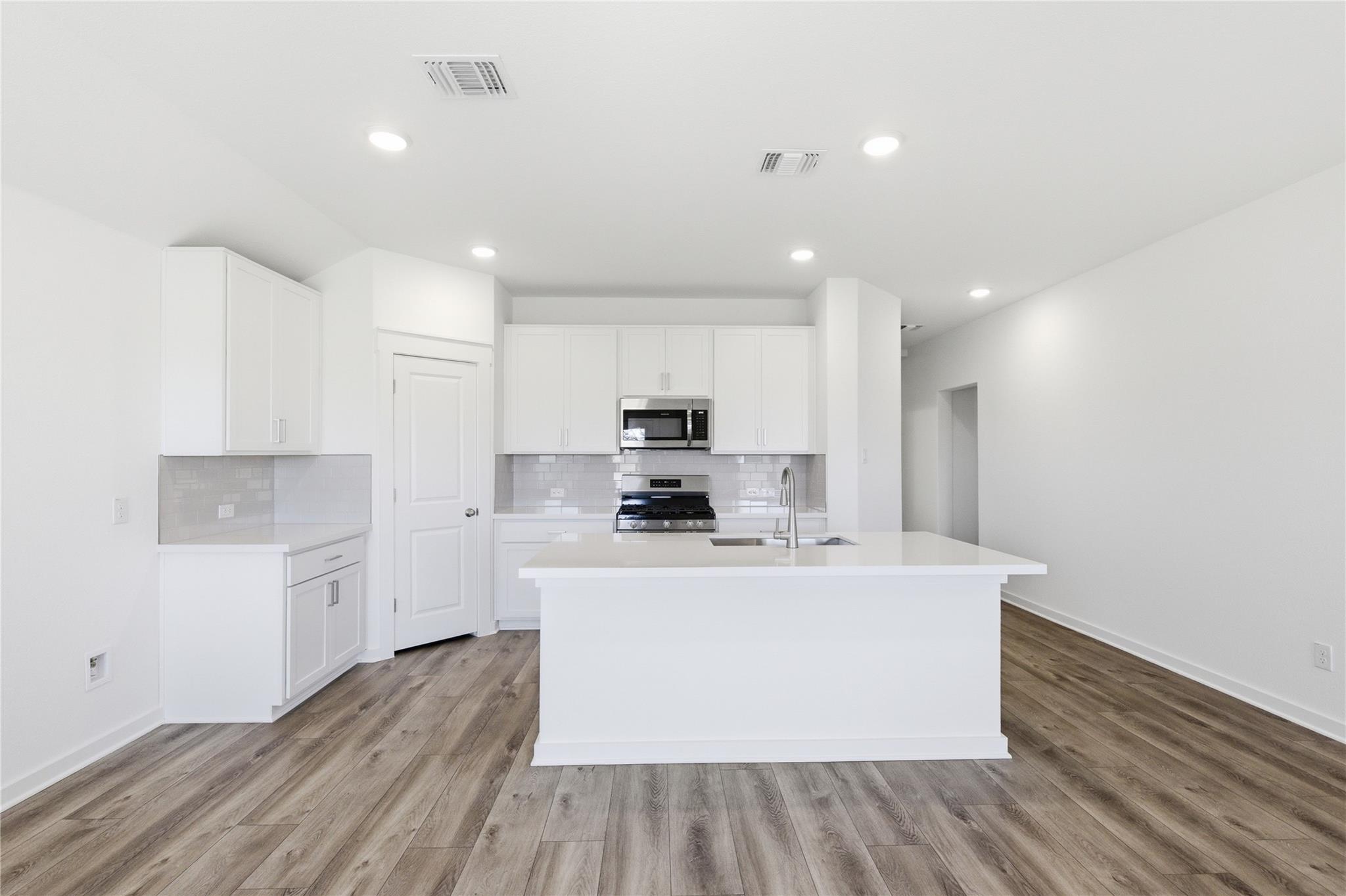 191 Oriole St, Kyle, TX 78640