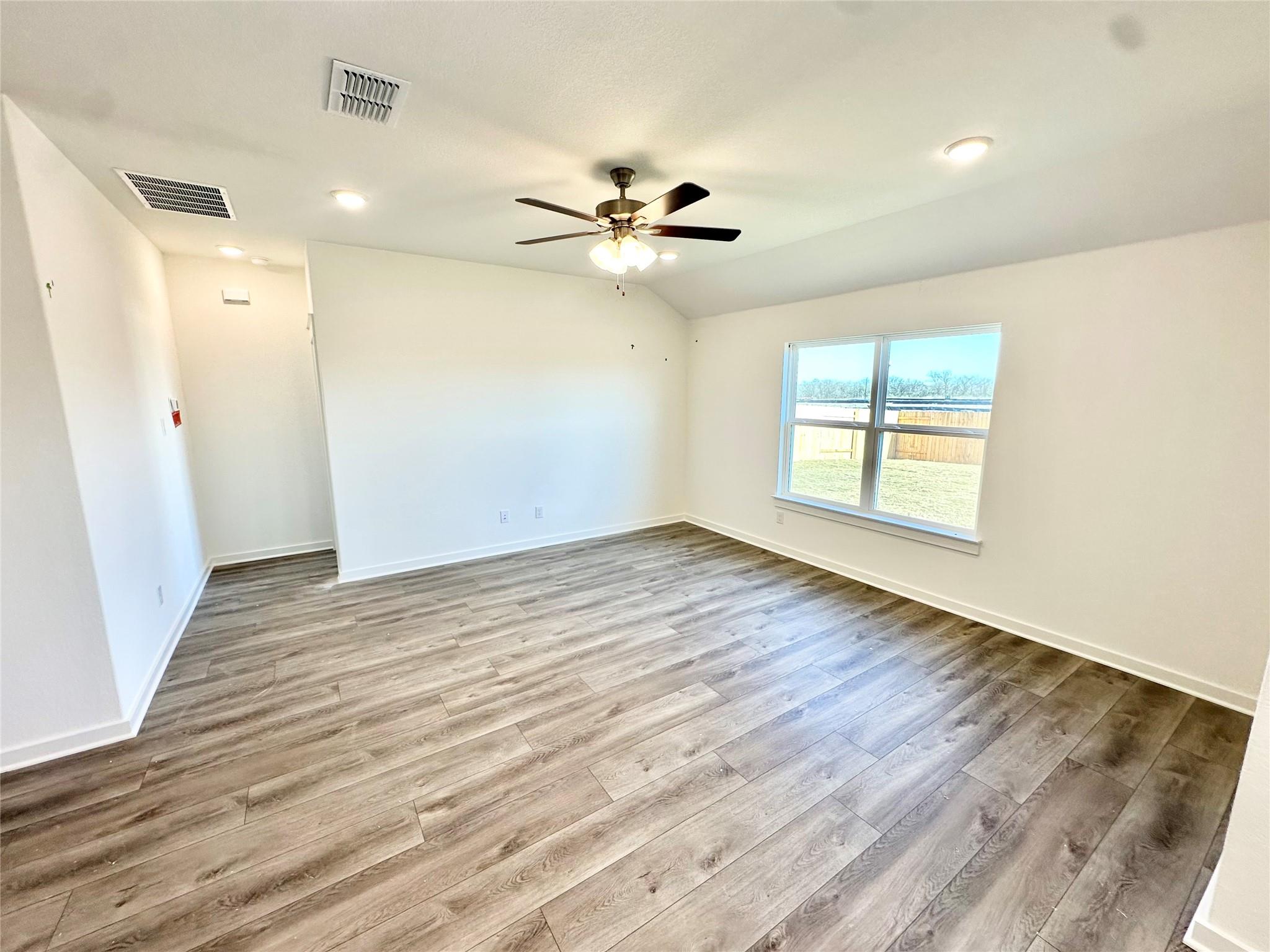 191 Oriole St, Kyle, TX 78640