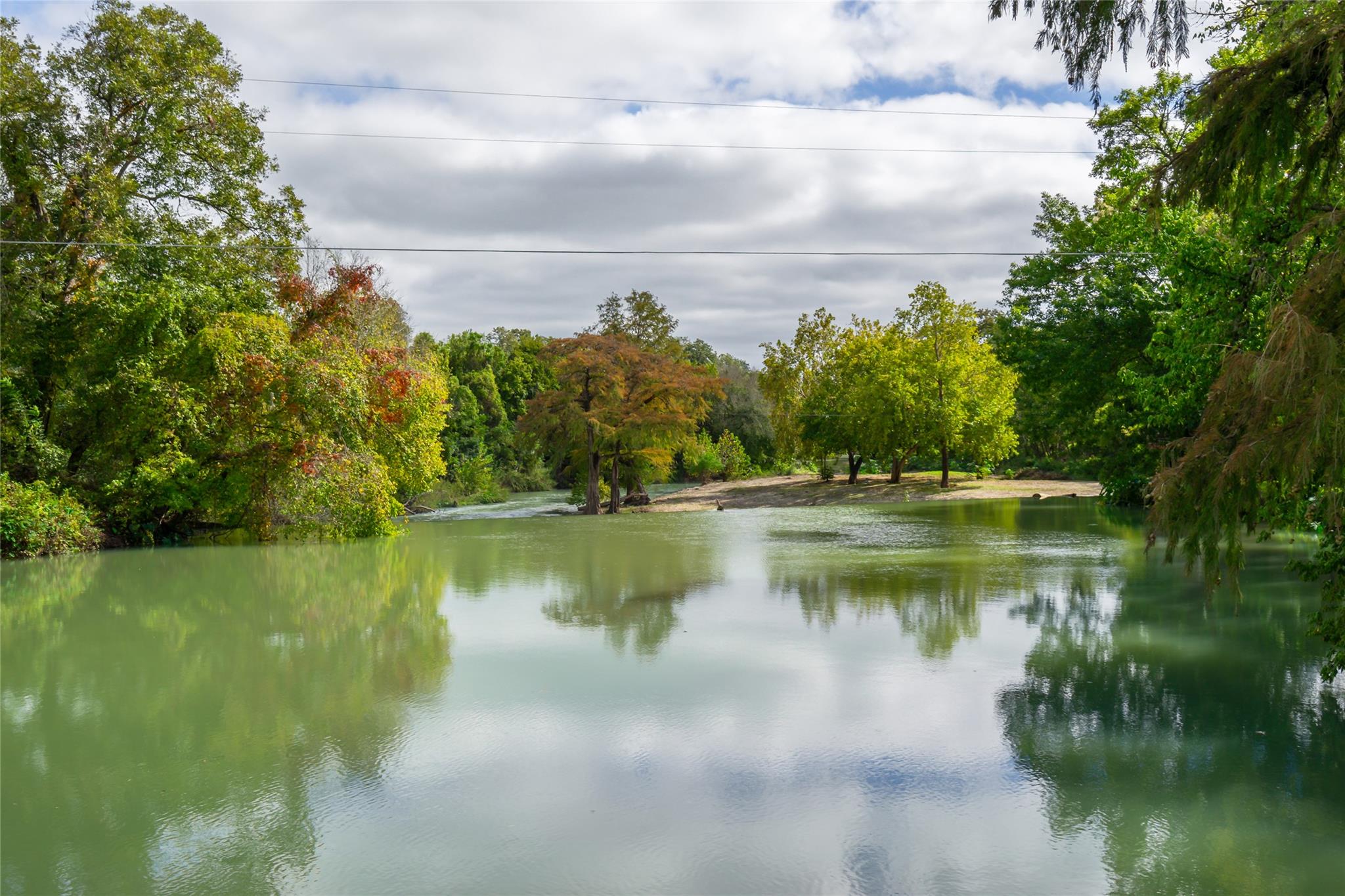 282 Park Ave, Staples, TX 78670