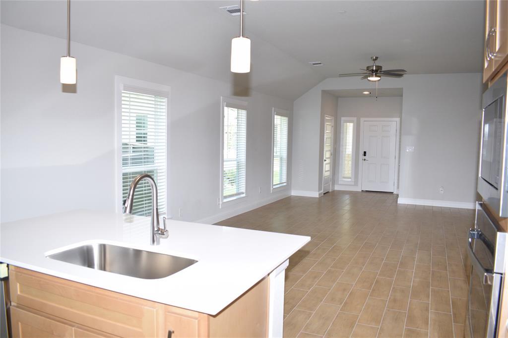 2605 Sam Bass Rd # 25, Round Rock, TX 78681