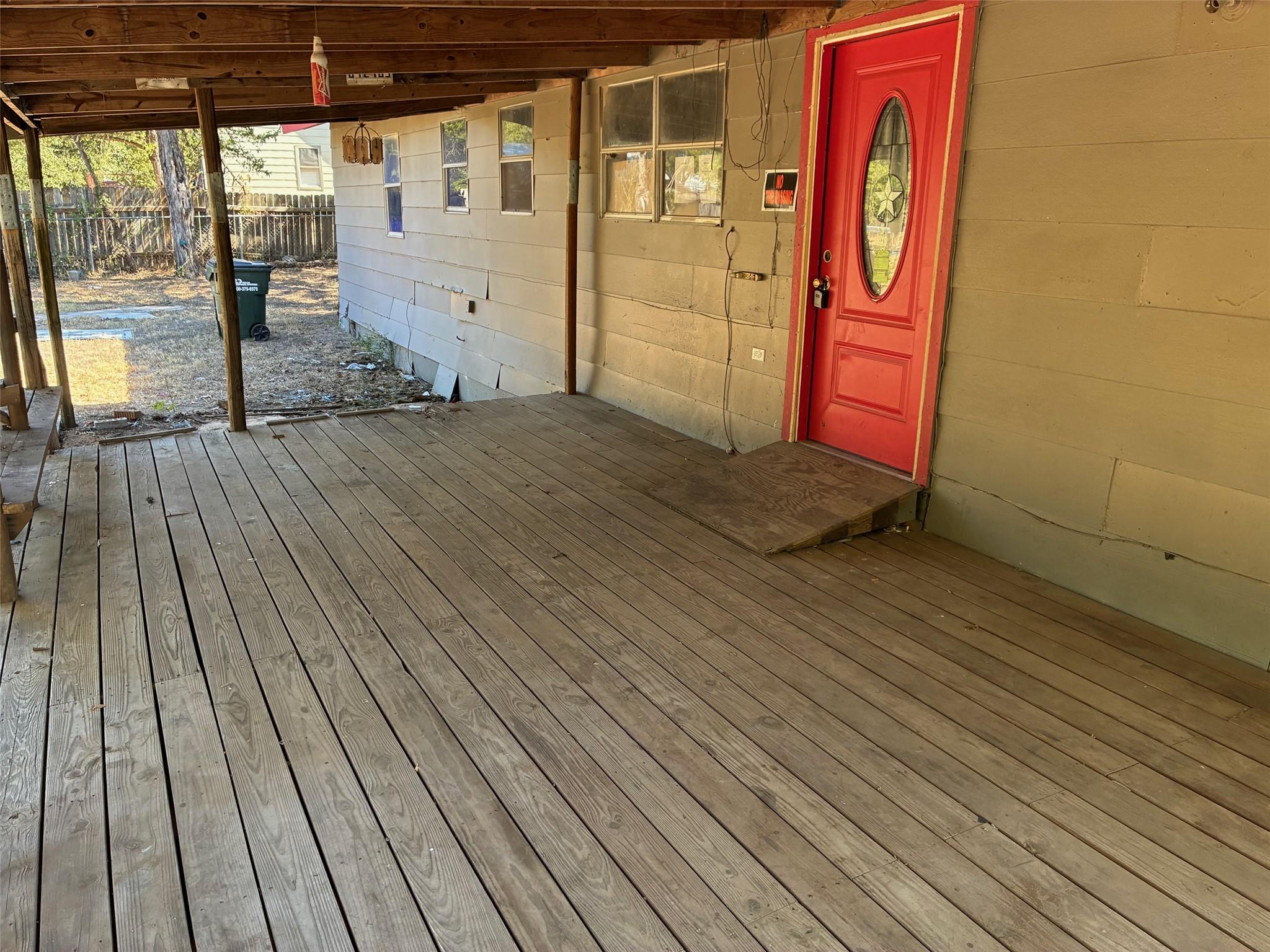 116 Flaming Oak Dr, Bastrop, TX 78602