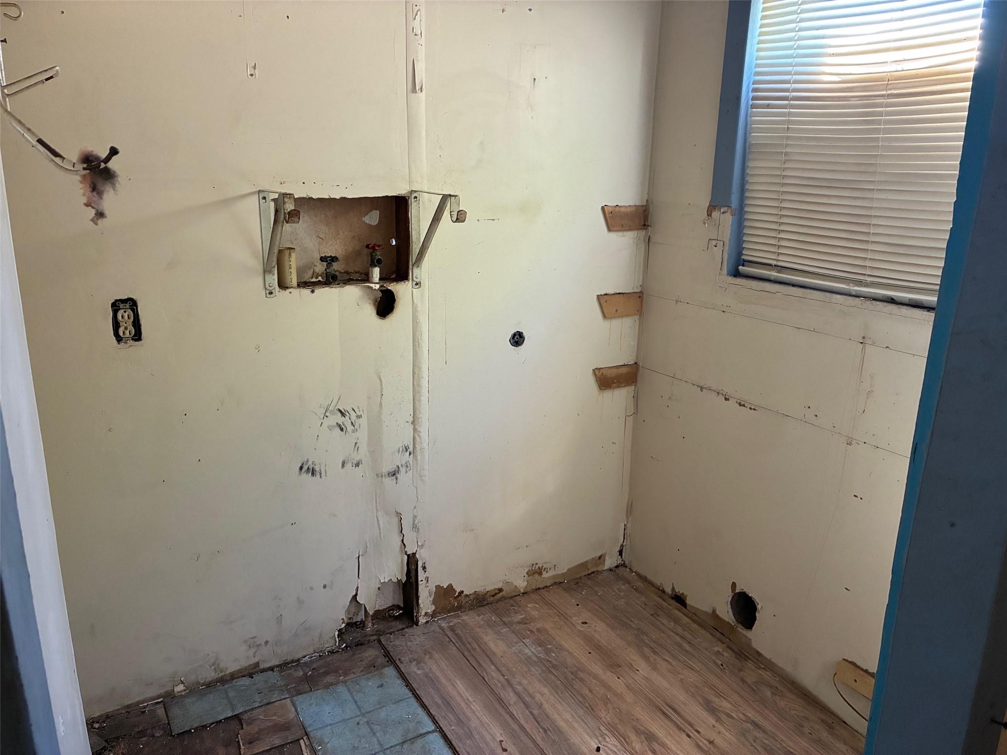 116 Flaming Oak Dr, Bastrop, TX 78602