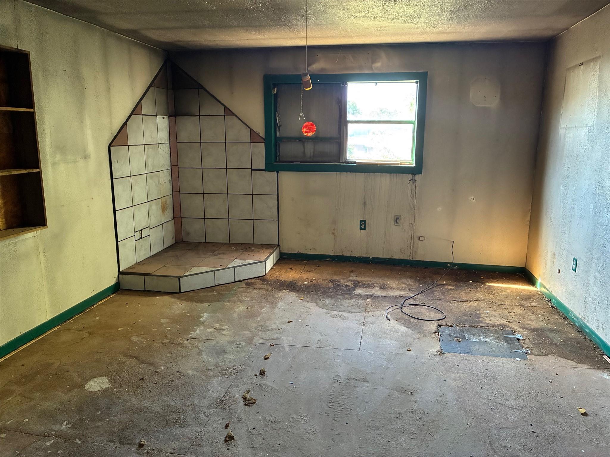 116 Flaming Oak Dr, Bastrop, TX 78602