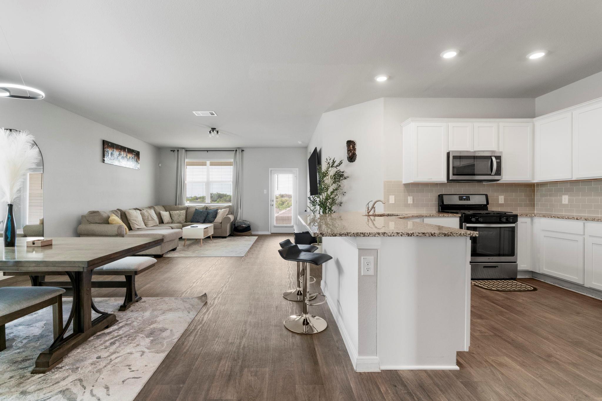 212 Apache Plum Dr, Kyle, TX 78640