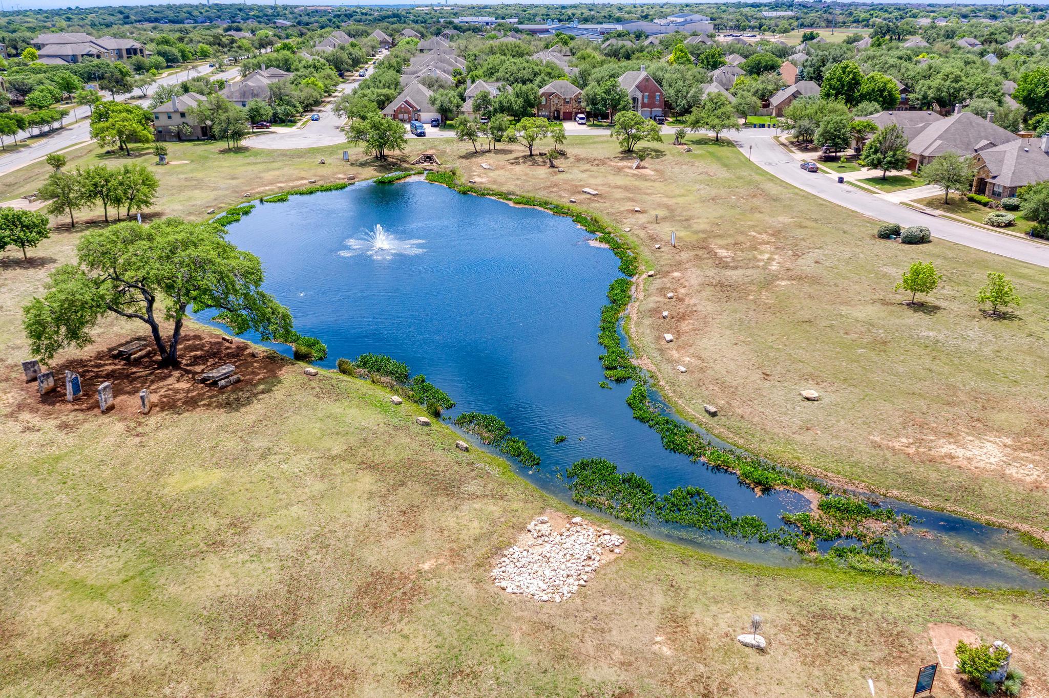 1813 Mazarro Dr, Leander, TX 78641