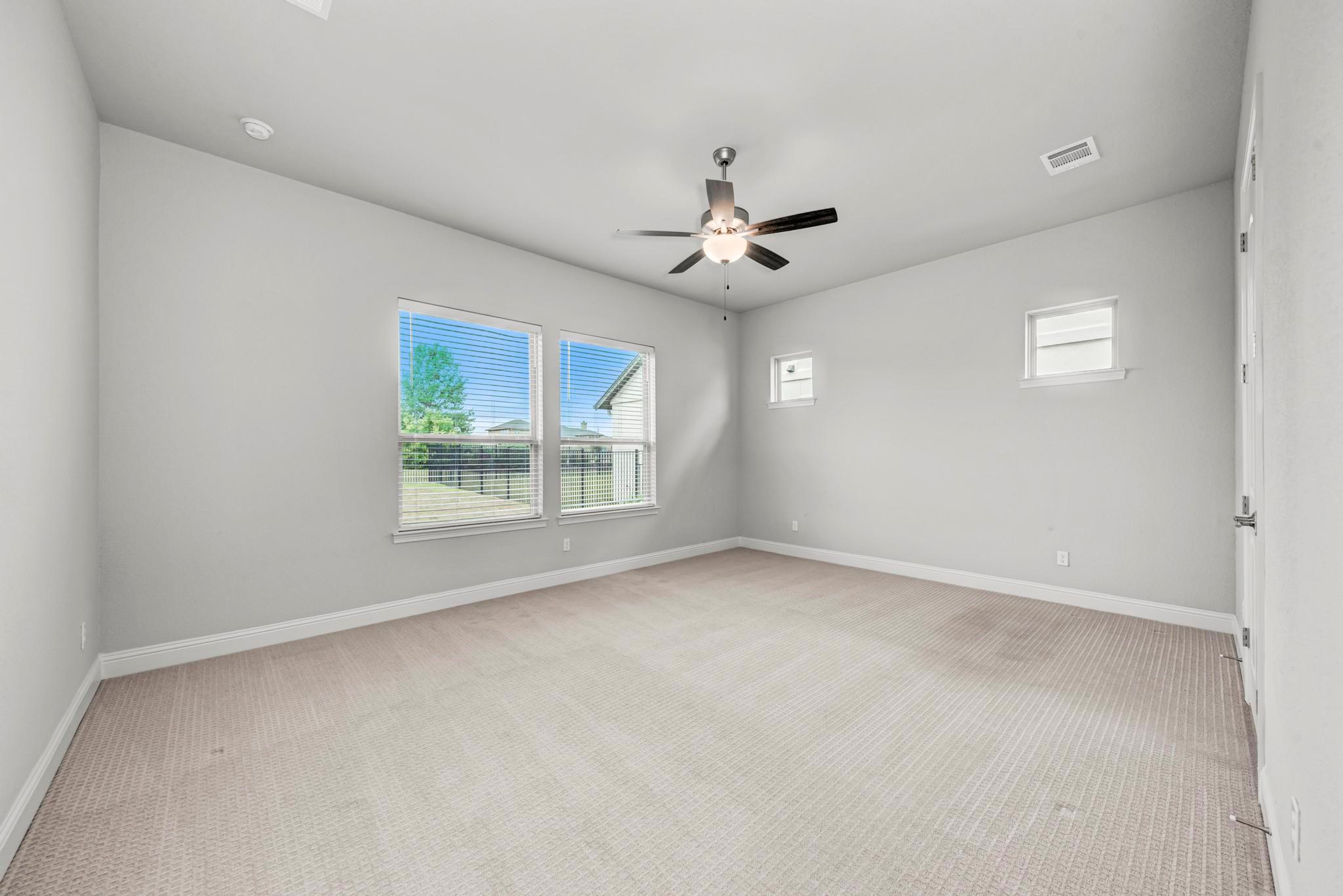 1813 Mazarro Dr, Leander, TX 78641