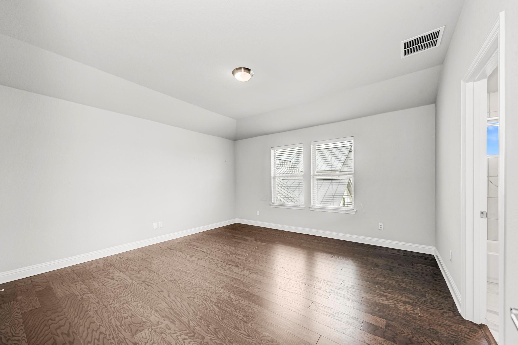 1813 Mazarro Dr, Leander, TX 78641