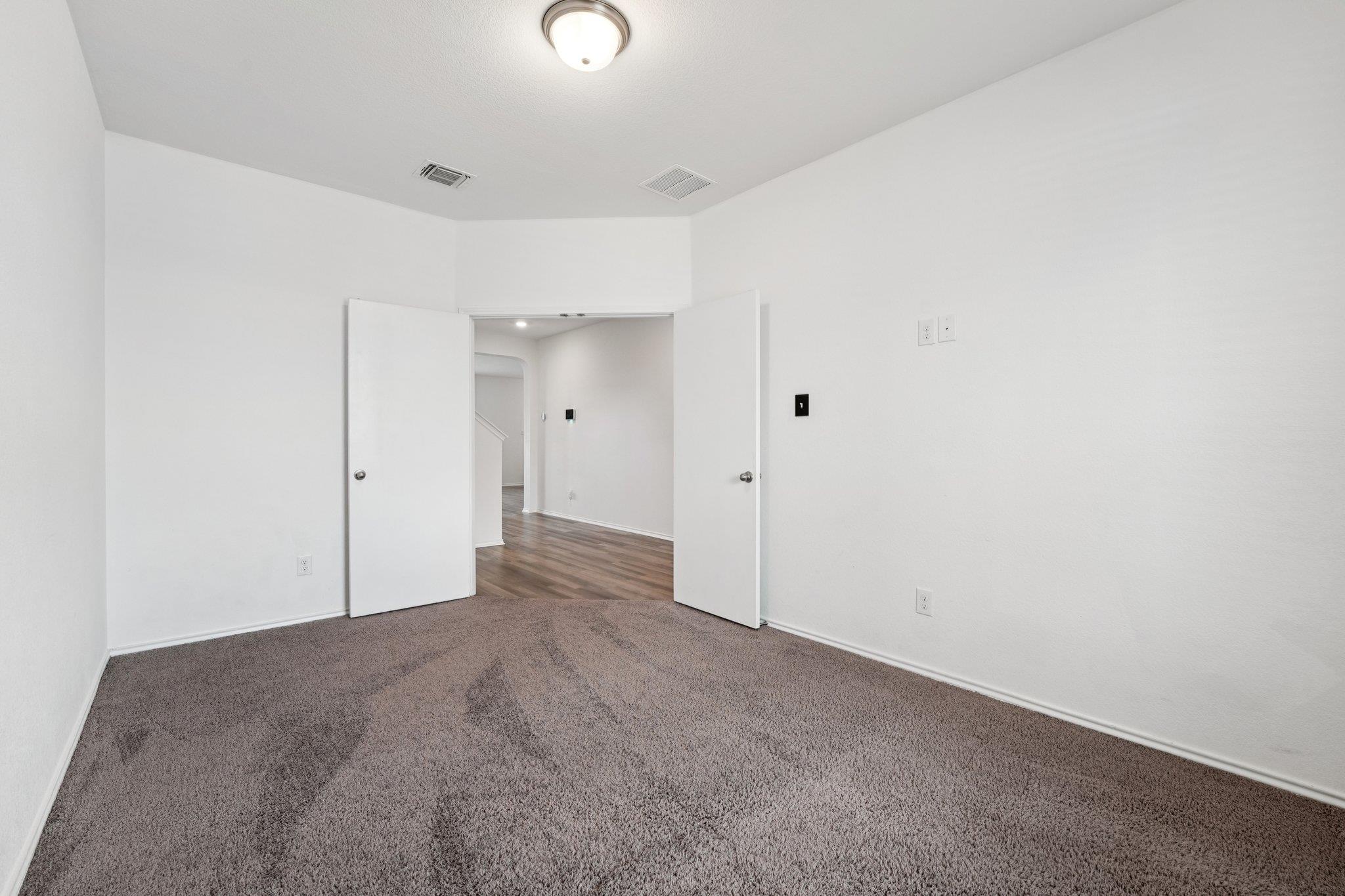 113 Uncle Billy Way, Jarrell, TX 76537