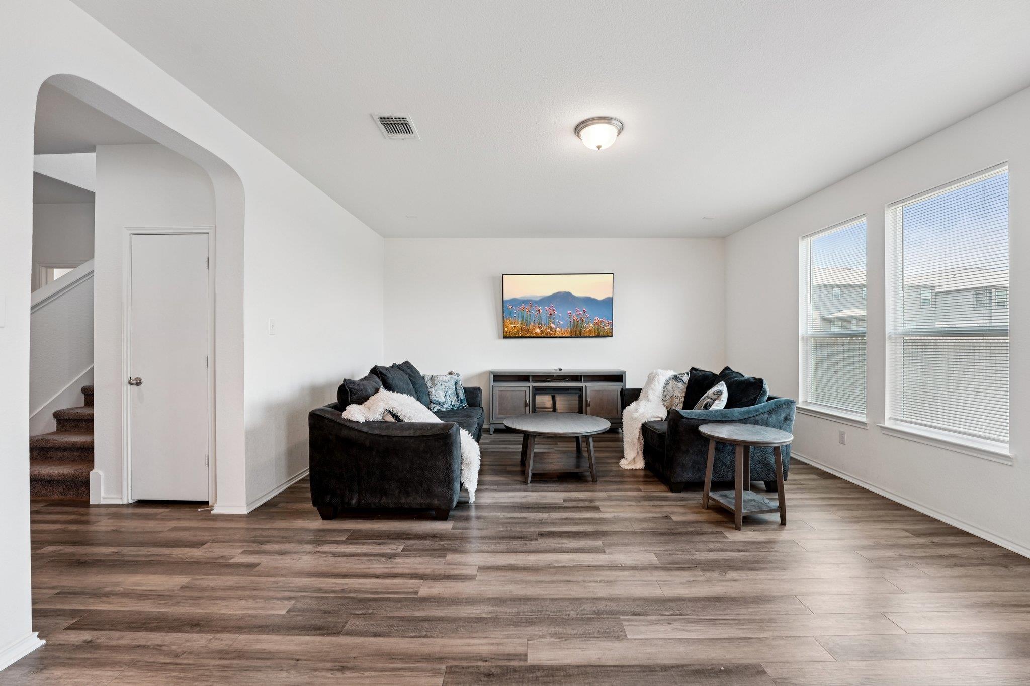 113 Uncle Billy Way, Jarrell, TX 76537