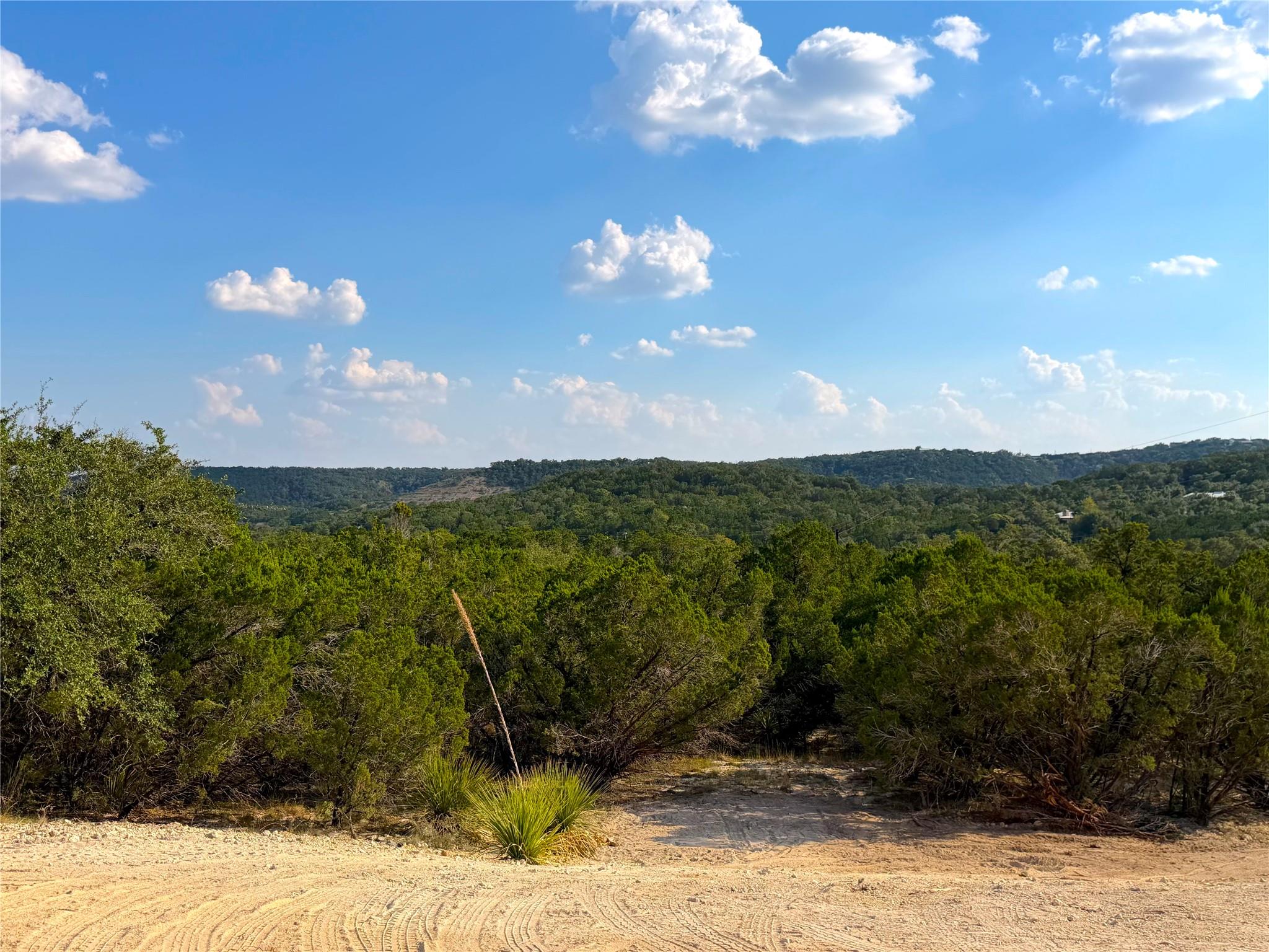 420 Sendera Hills, Canyon Lake, TX 78133