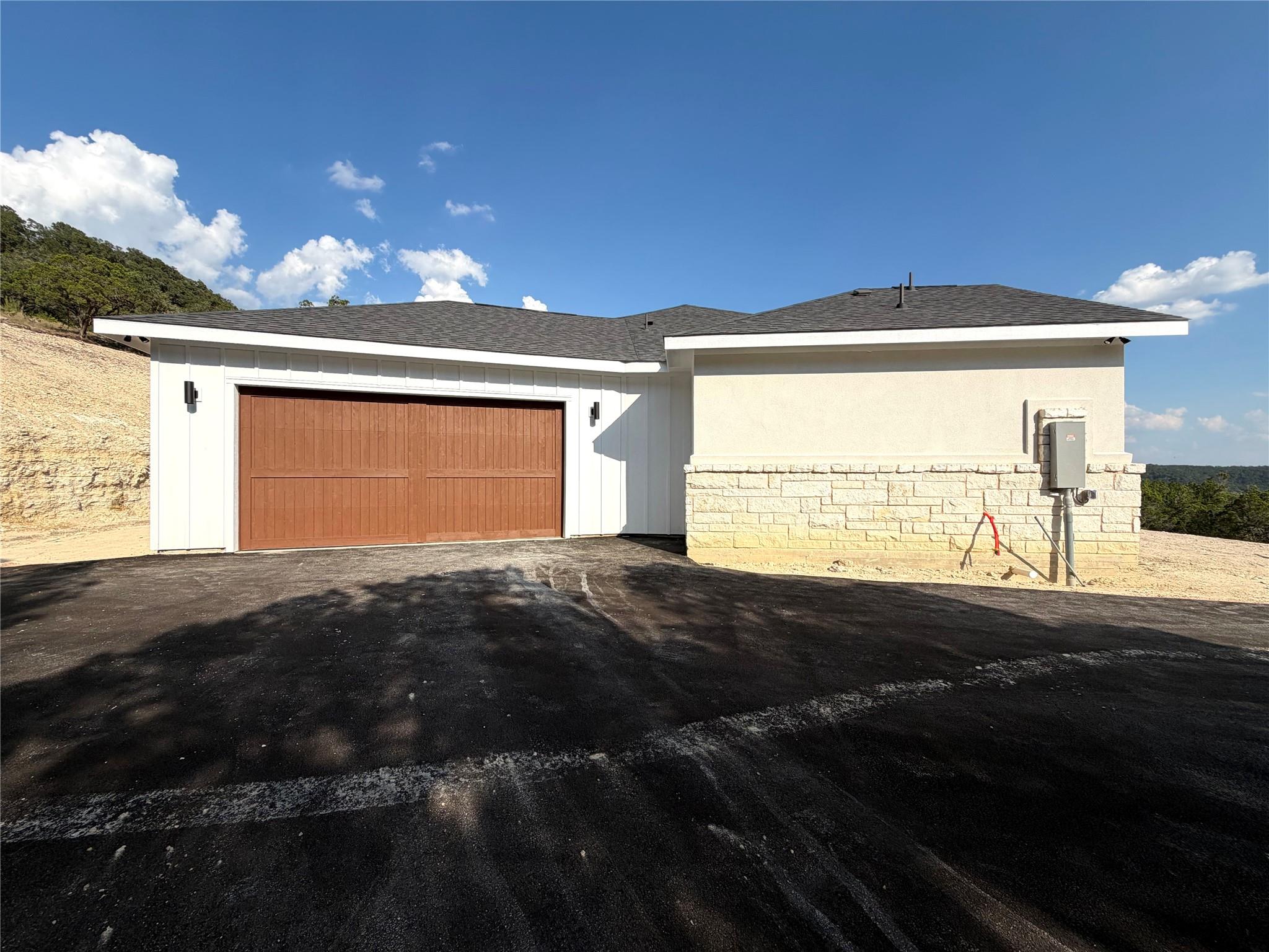 420 Sendera Hills, Canyon Lake, TX 78133