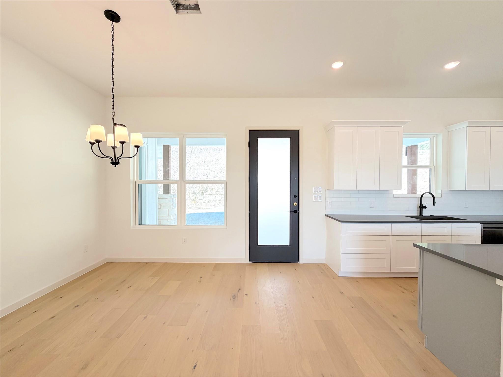 420 Sendera Hills, Canyon Lake, TX 78133