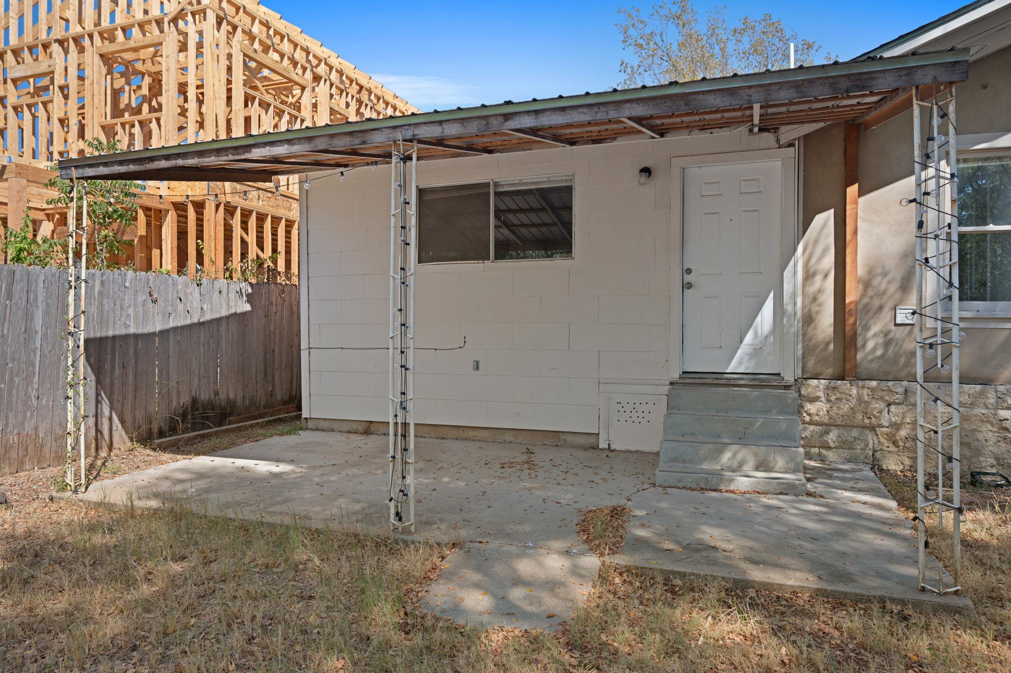 511 W Odell St, Austin, TX 78752
