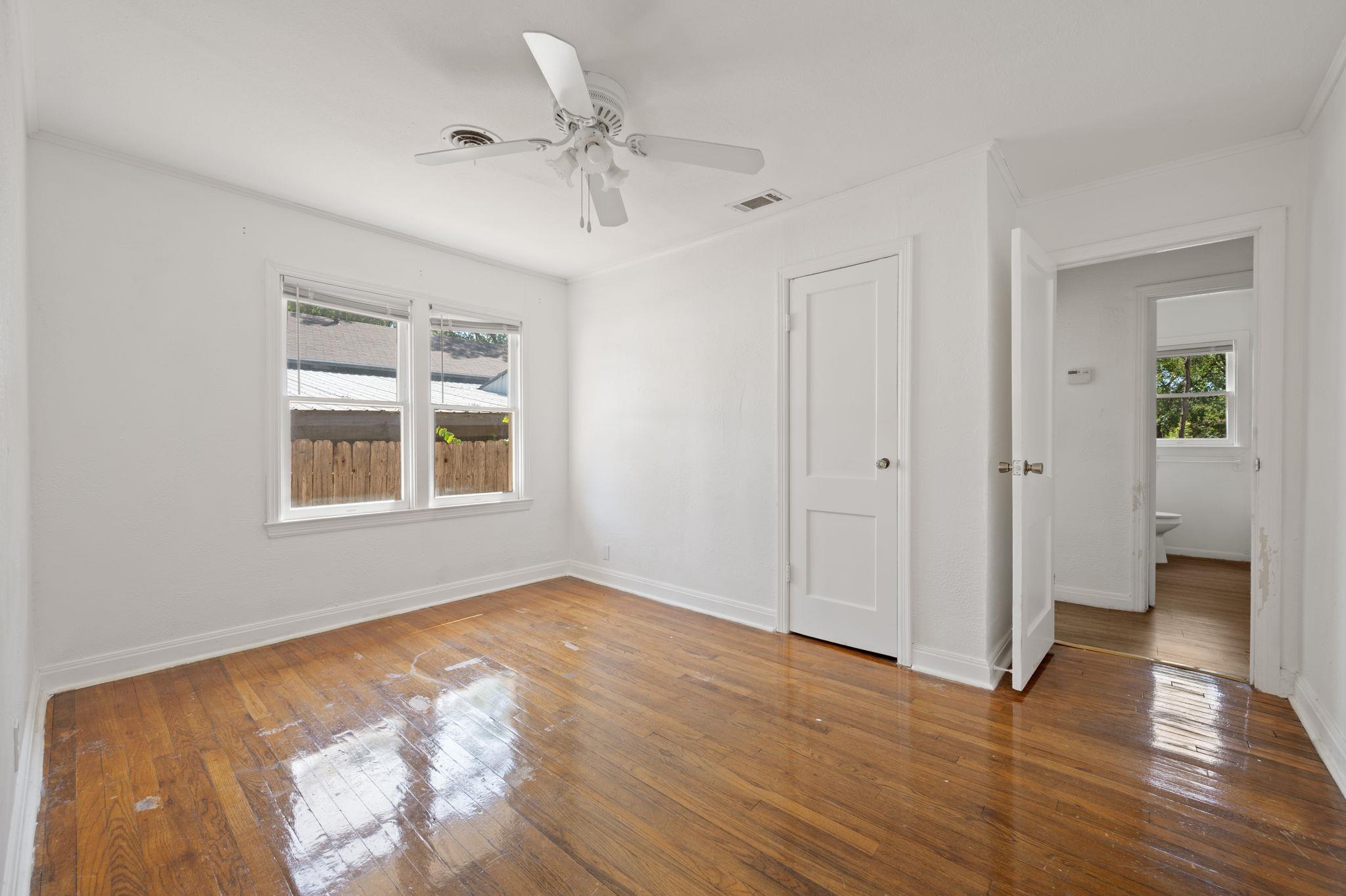 511 W Odell St, Austin, TX 78752