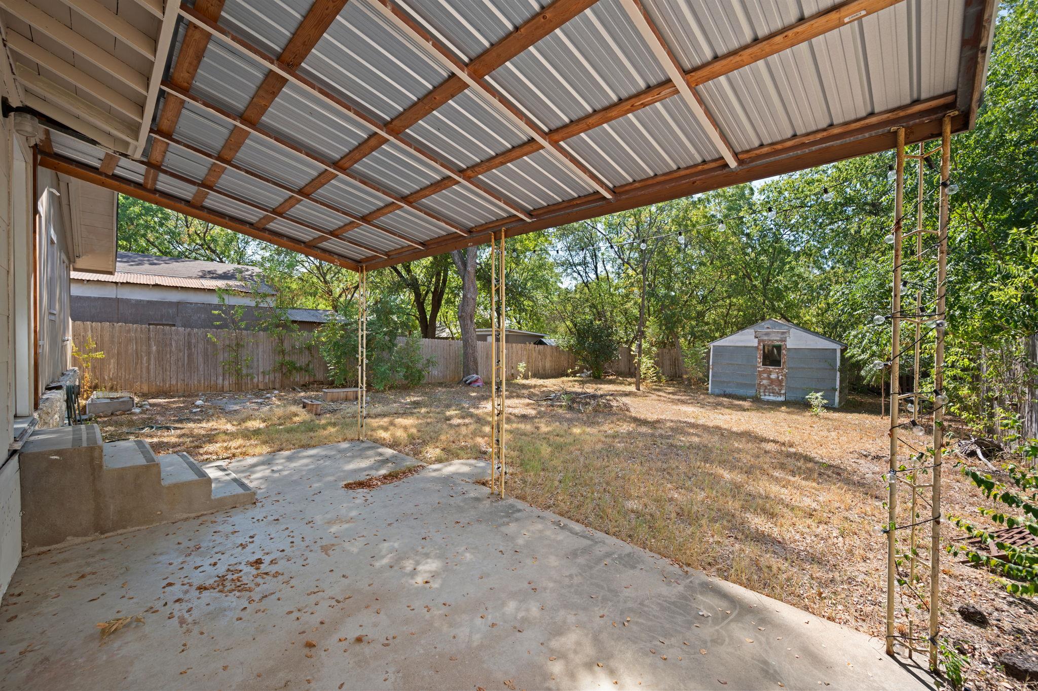 511 W Odell St, Austin, TX 78752