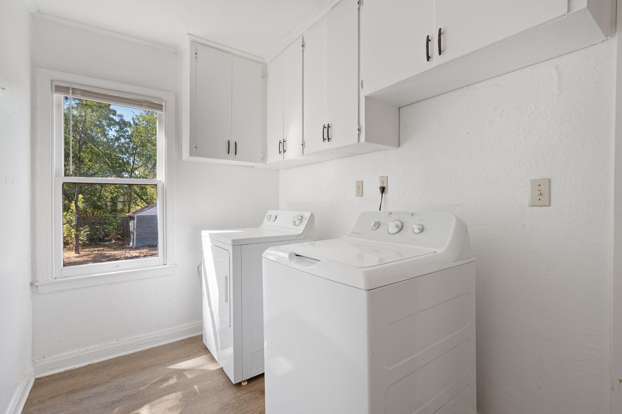 511 W Odell St, Austin, TX 78752