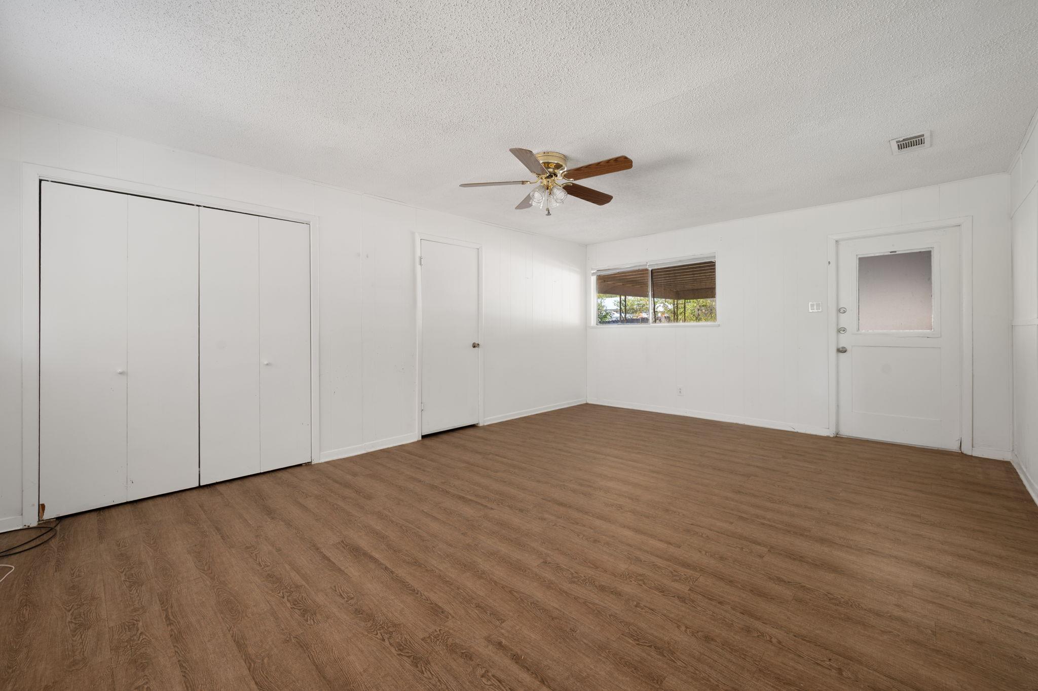 511 W Odell St, Austin, TX 78752