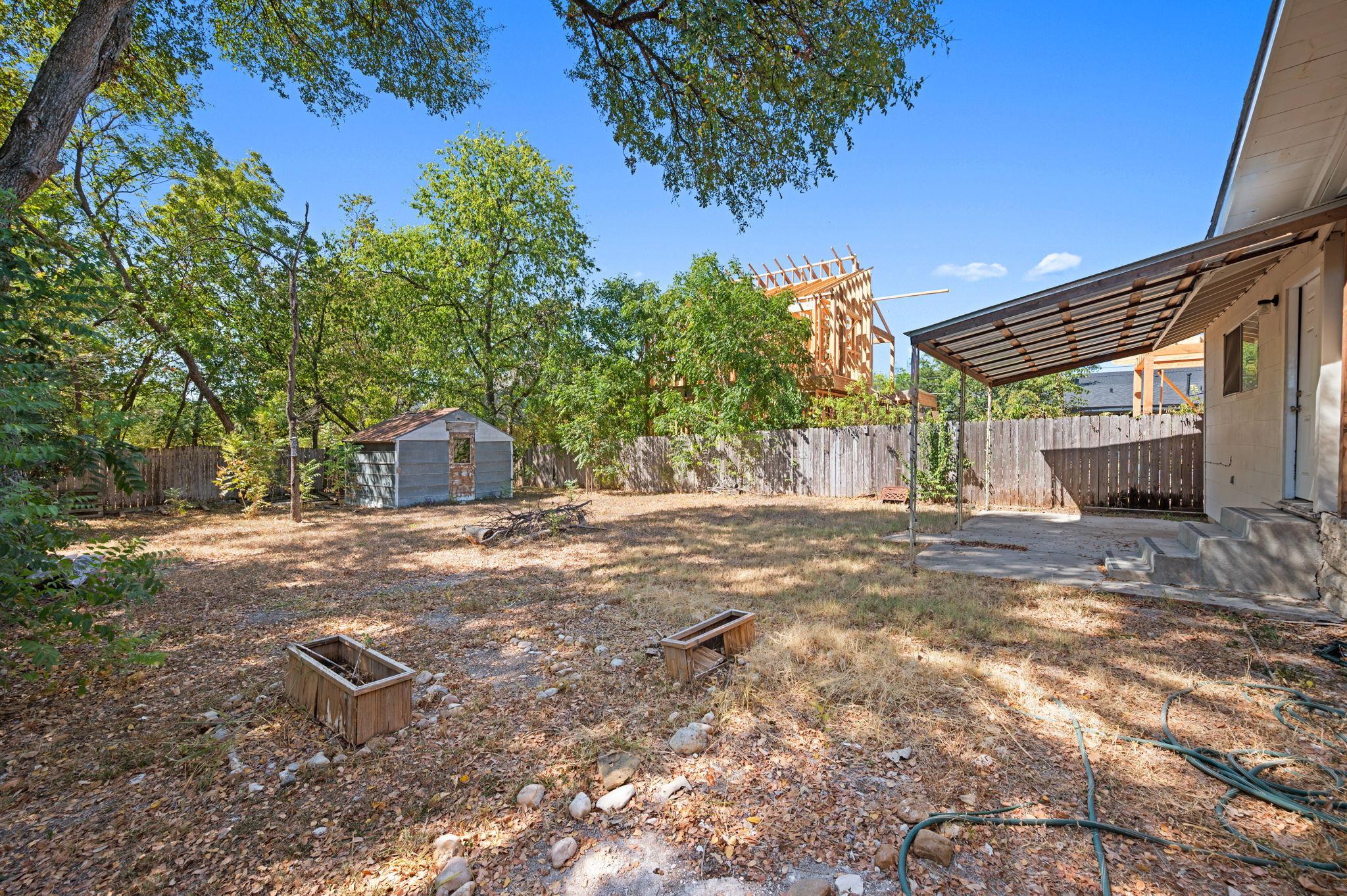 511 W Odell St, Austin, TX 78752
