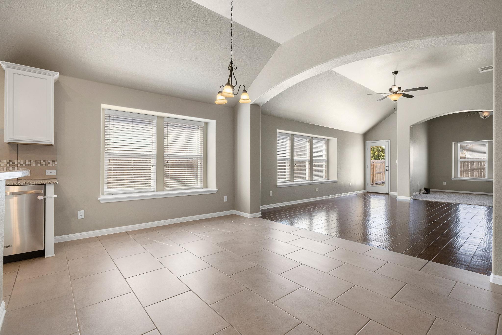 8030 Arezzo Dr, Round Rock, TX 78665