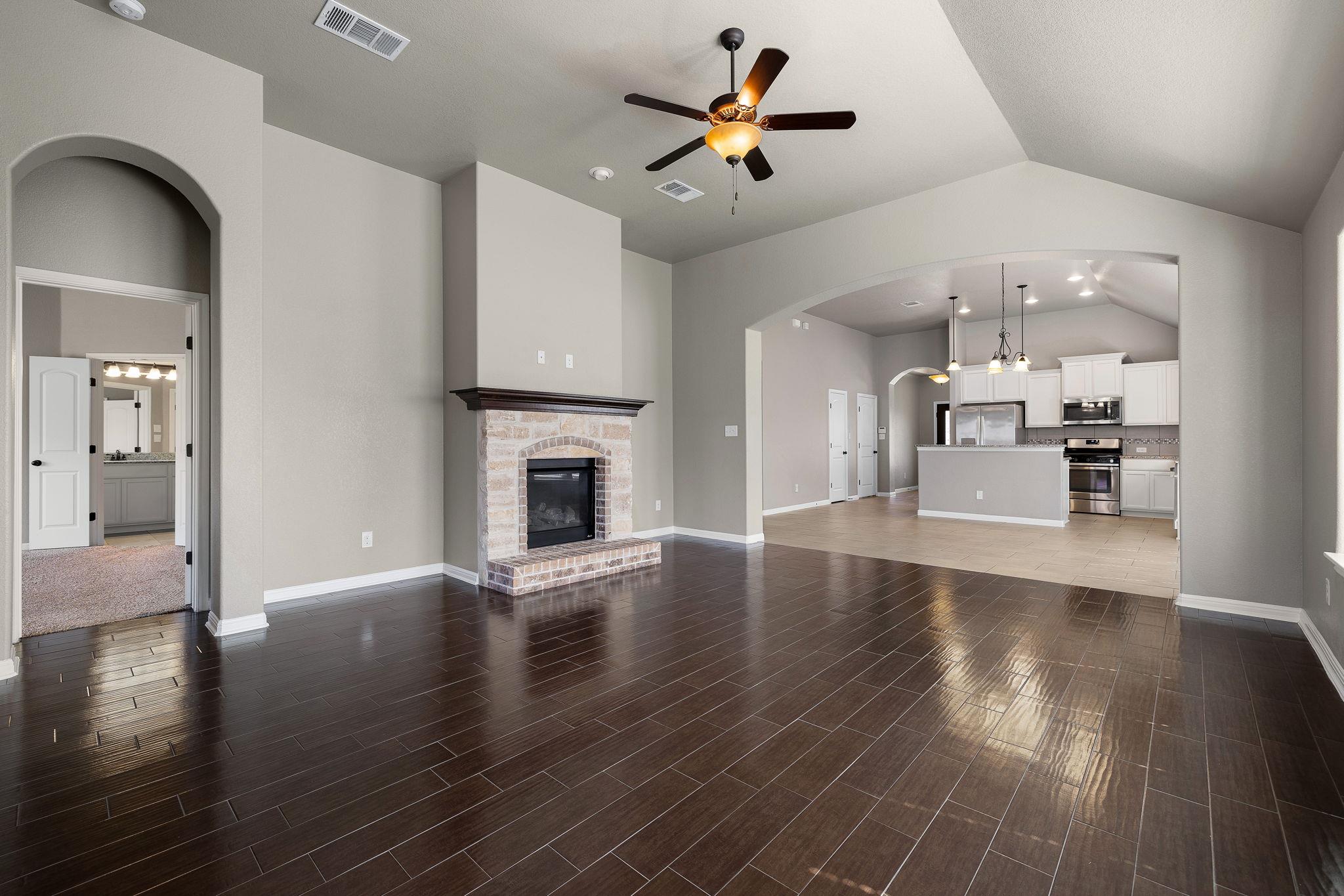 8030 Arezzo Dr, Round Rock, TX 78665