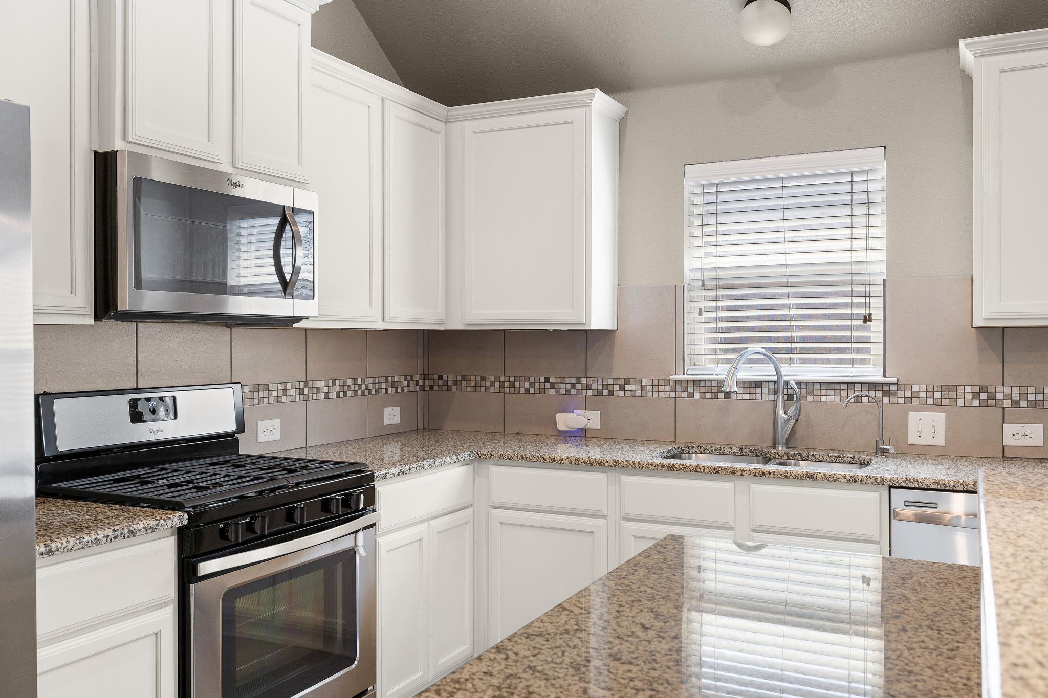 8030 Arezzo Dr, Round Rock, TX 78665