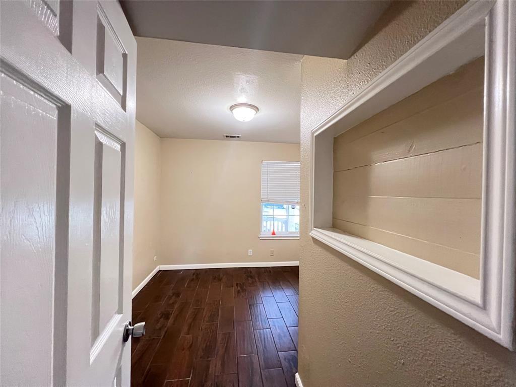 1800 Columbine Ln, Leander, TX 78641