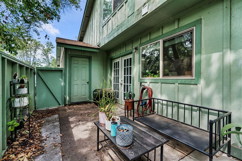 5125 Fort Clark Dr, Austin, TX 78745