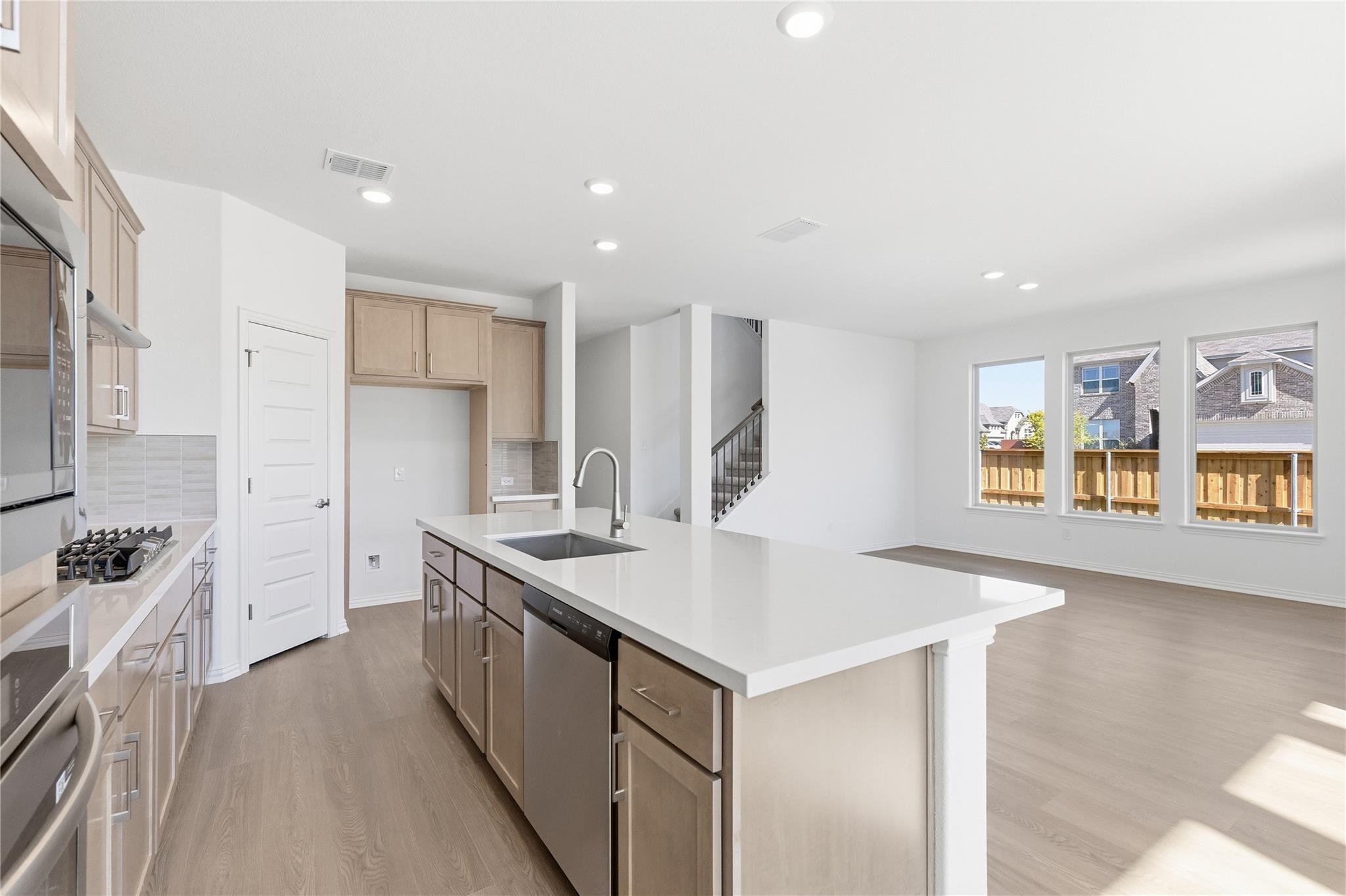 306 Durian Loop, Buda, TX 78610