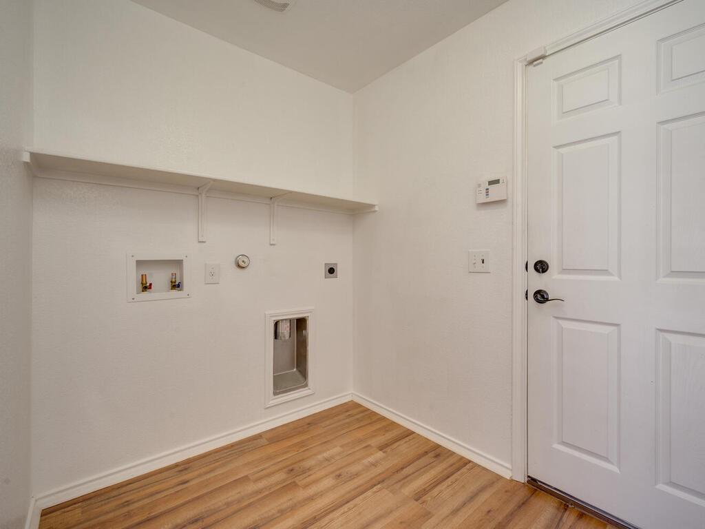 6705 Crosne St, Austin, TX 78754